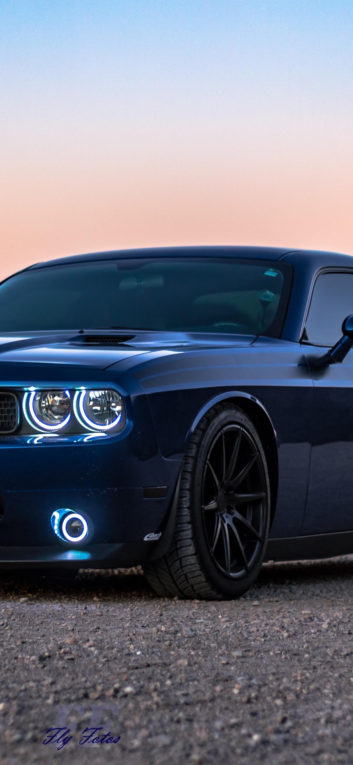 Обои dodge, авто, синий, обод, мускул кар в разрешении 1125x2436