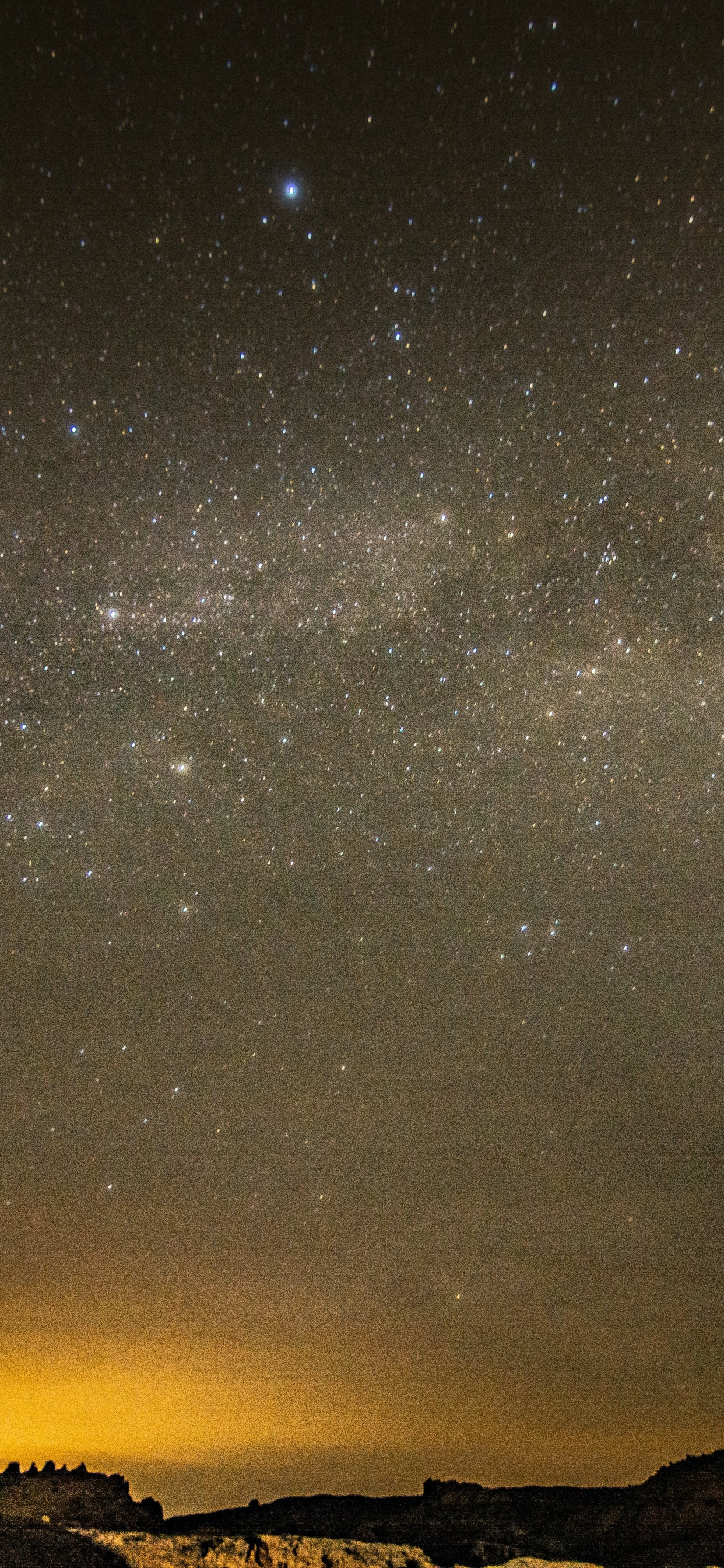 Обои звезда, ночь, облако, горизонт, атмосфера в разрешении 1242x2688