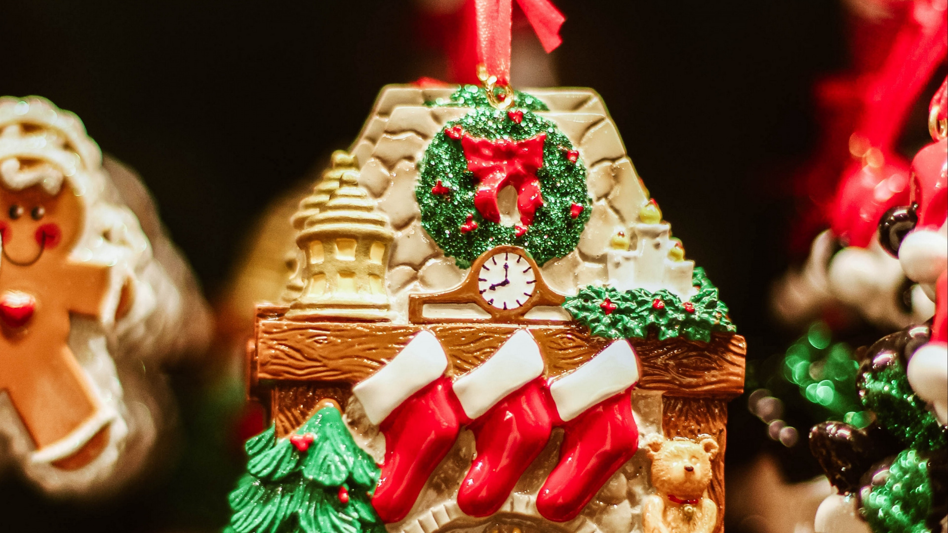 Обои Рождественский день, Рождественские украшения, Новый год, рождественский орнамент, Рождество в разрешении 1920x1080