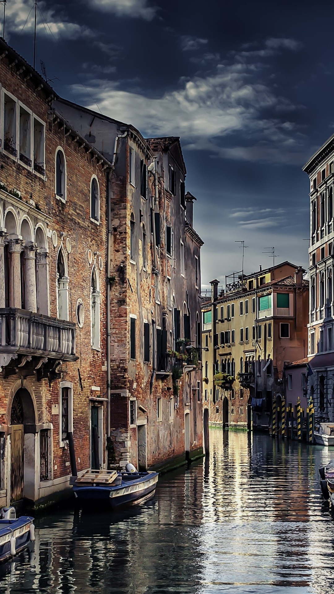 Обои Гранд-канал, гондола, канал, водный путь, вода в разрешении 1080x1920