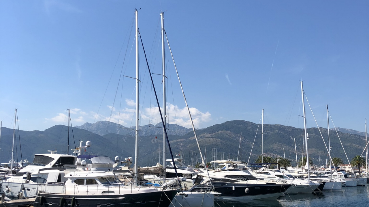 Обои Марина, яхта, мачта, водоем, судно в разрешении 1280x720