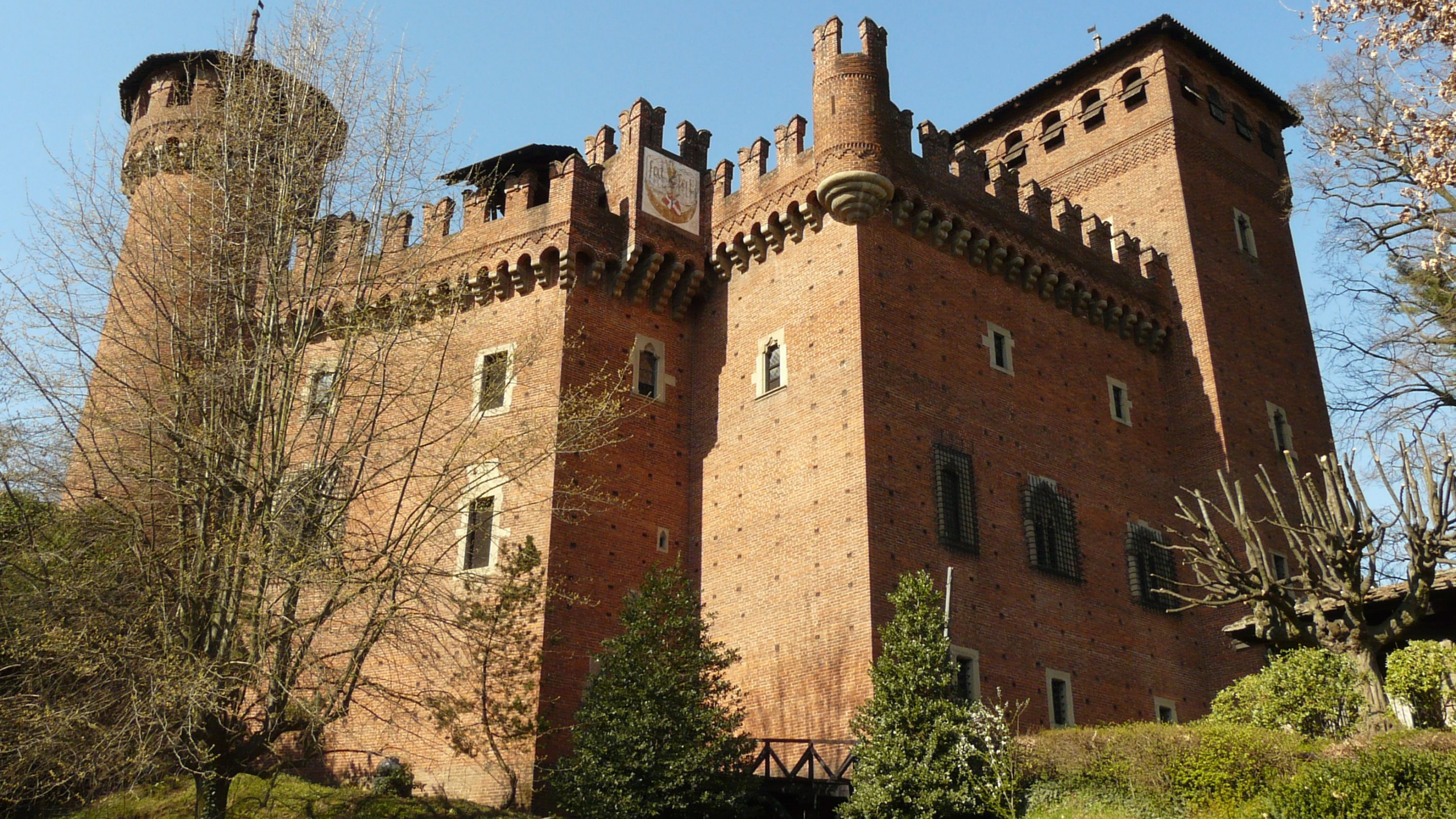 Обои замок, архитектура, здание, средневековая архитектура, свойство в разрешении 2560x1440