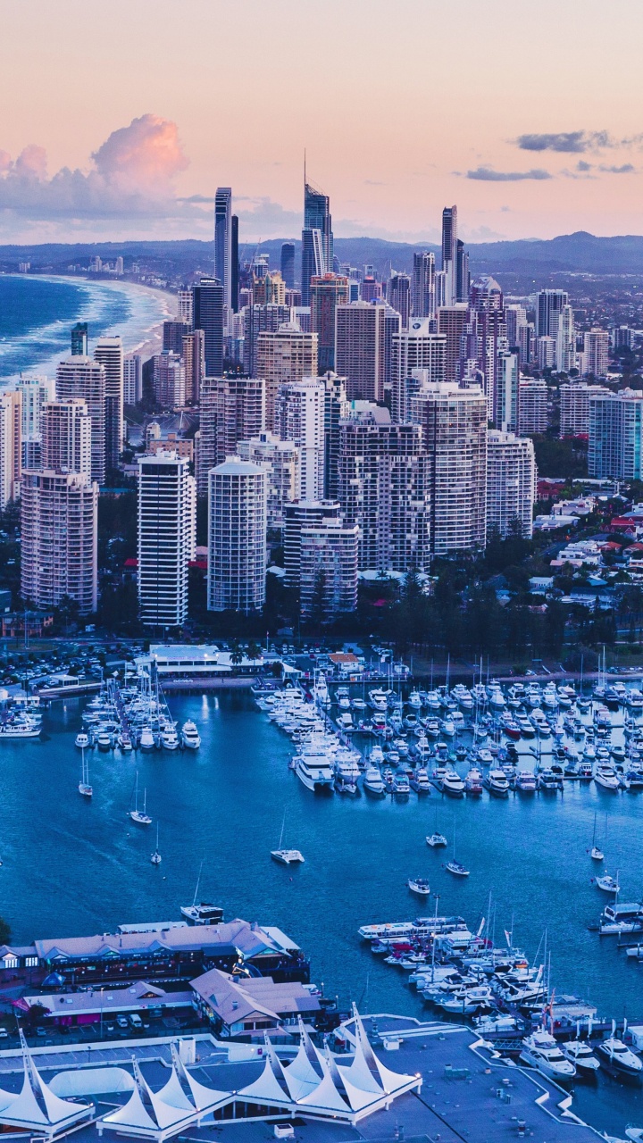 Обои Голдкост, вода, облако, гидроресурсы, лодка в разрешении 720x1280