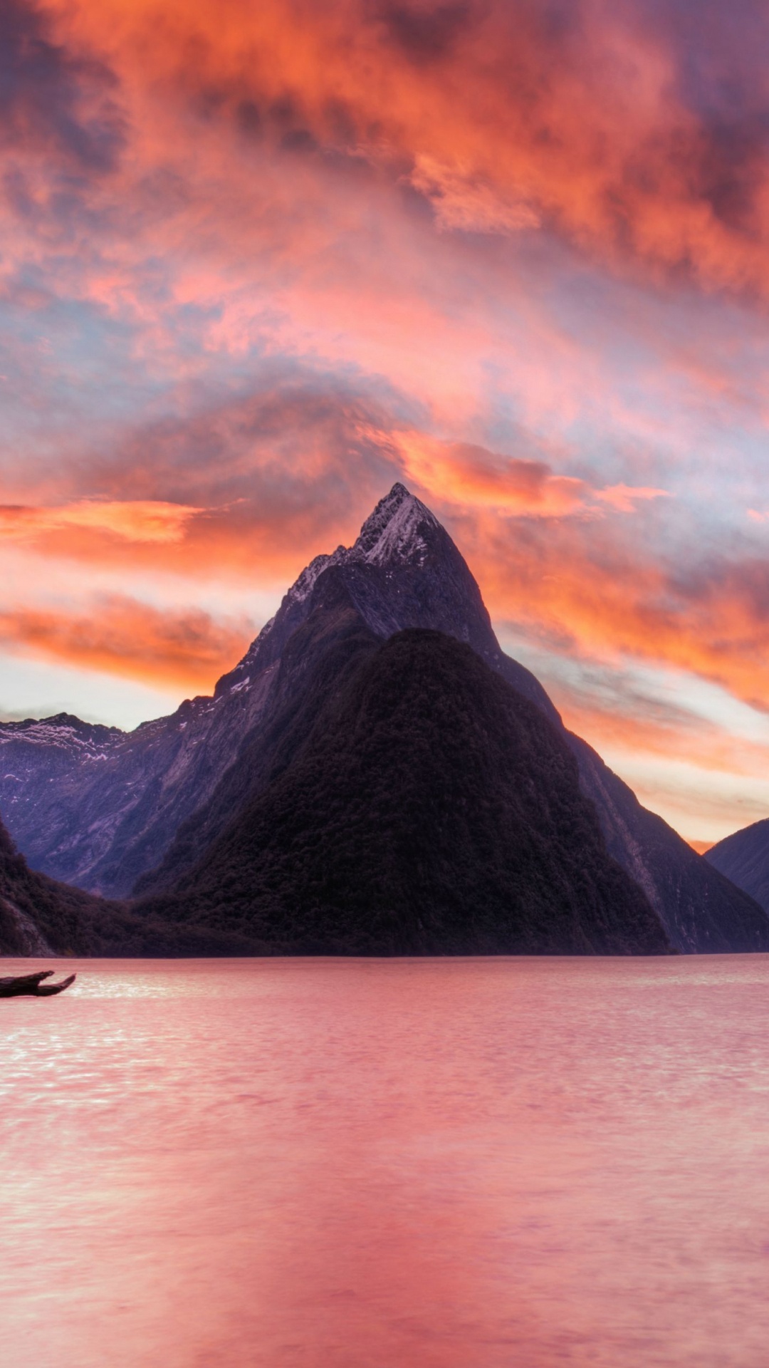 Обои милфорд саунд, фьорд, природа, горный рельеф, послесвечение в разрешении 1080x1920