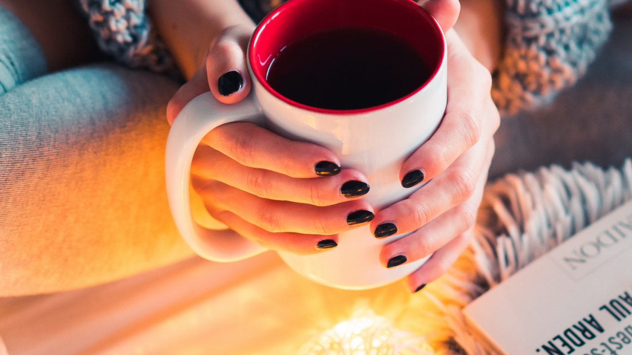 Обои осенние книги, кофе, кружка, книга, кофейная чашка в разрешении 1280x720