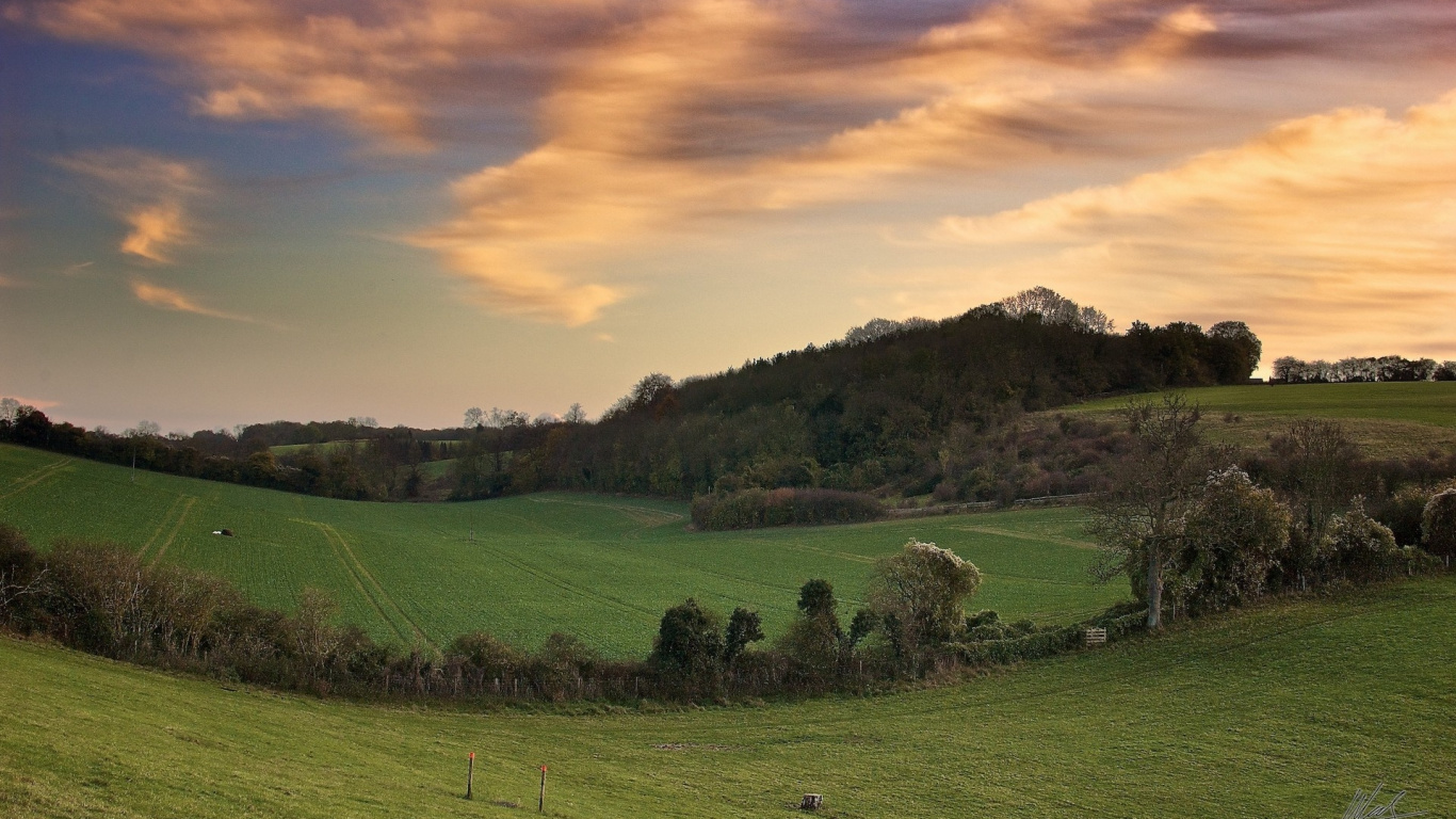 Обои природа, холм, облака, облако, нагорье в разрешении 1366x768