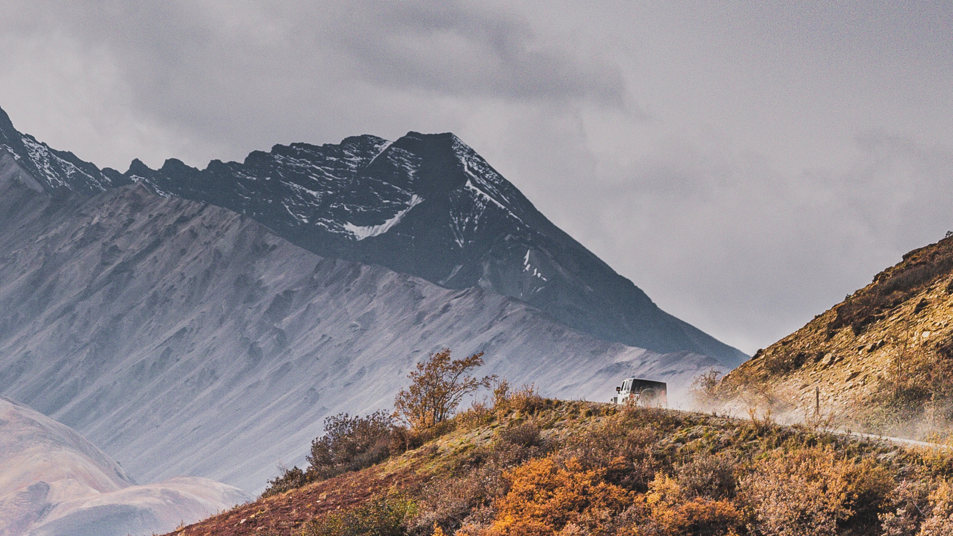 Обои горный рельеф, нагорье, гора, холм, дикая местность в разрешении 1920x1080