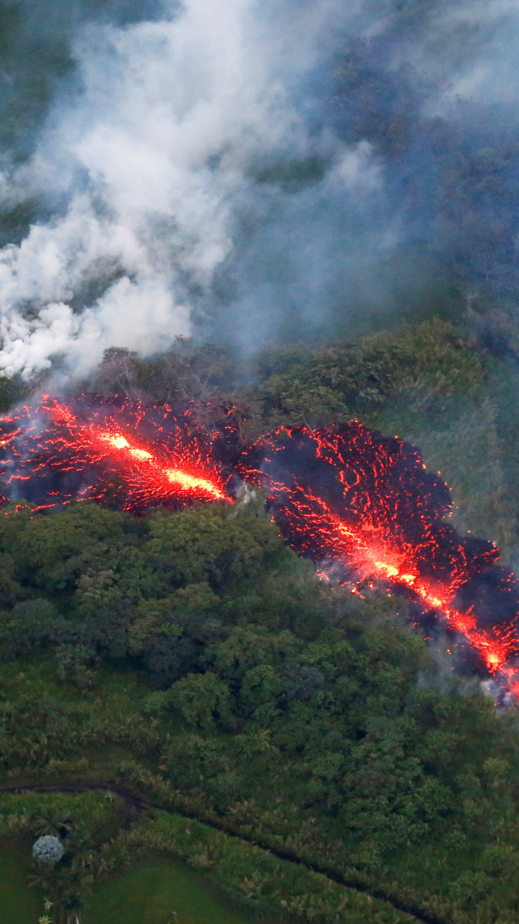 Обои вулкан, вентиляционные щели, лава, дым, пожар в разрешении 750x1334