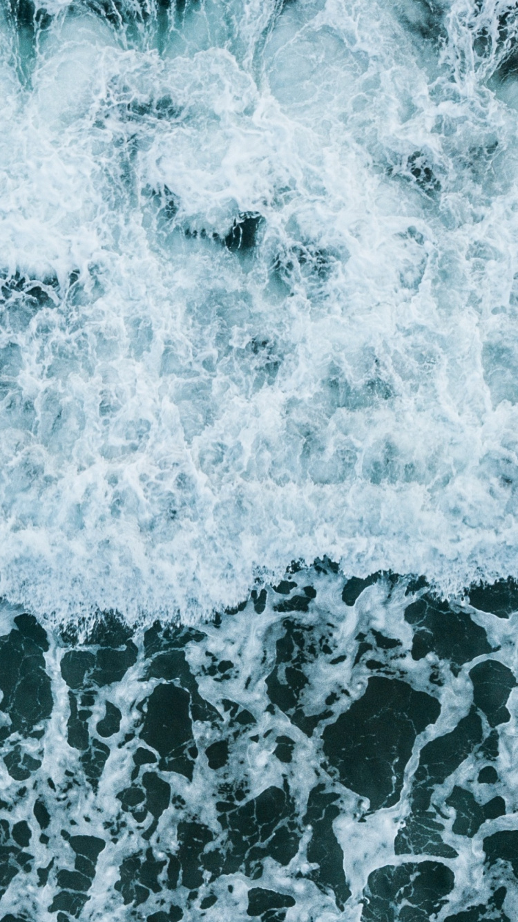 Обои волна, ветровая волна, водоем, берег, океан в разрешении 750x1334