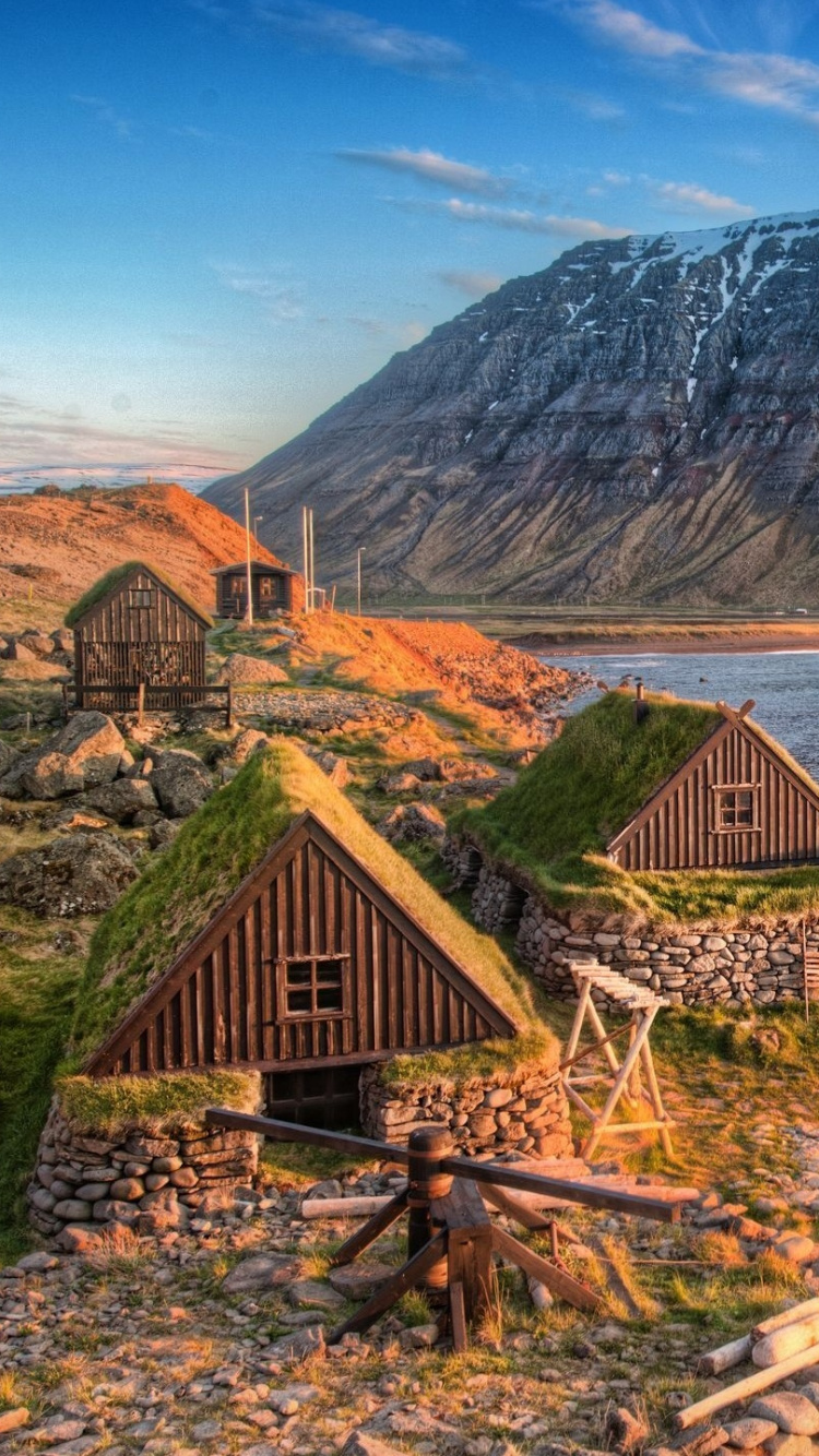 Обои гора, озеро, достопримечательность, Северо-Западный Регион, северо-западе Исландии в разрешении 750x1334