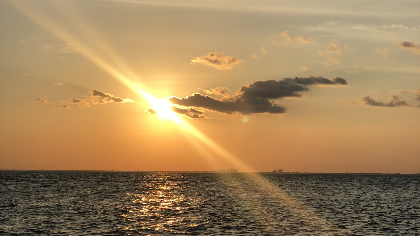 Обои море, вода, закат, жидкость, жидкий в разрешении 1366x768