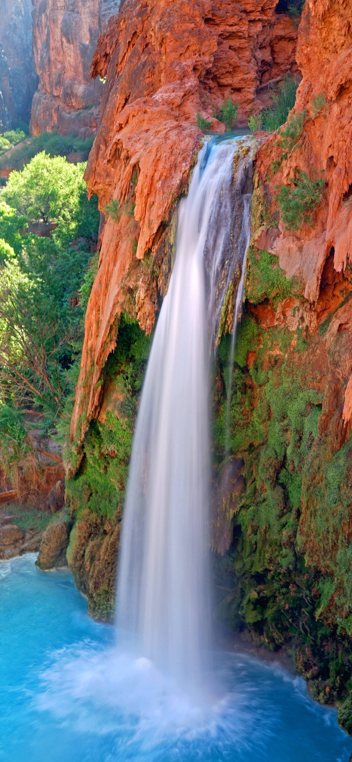 Обои большой каньон, водопад, водопад Виктория, гидроресурсы, водоем в разрешении 1125x2436
