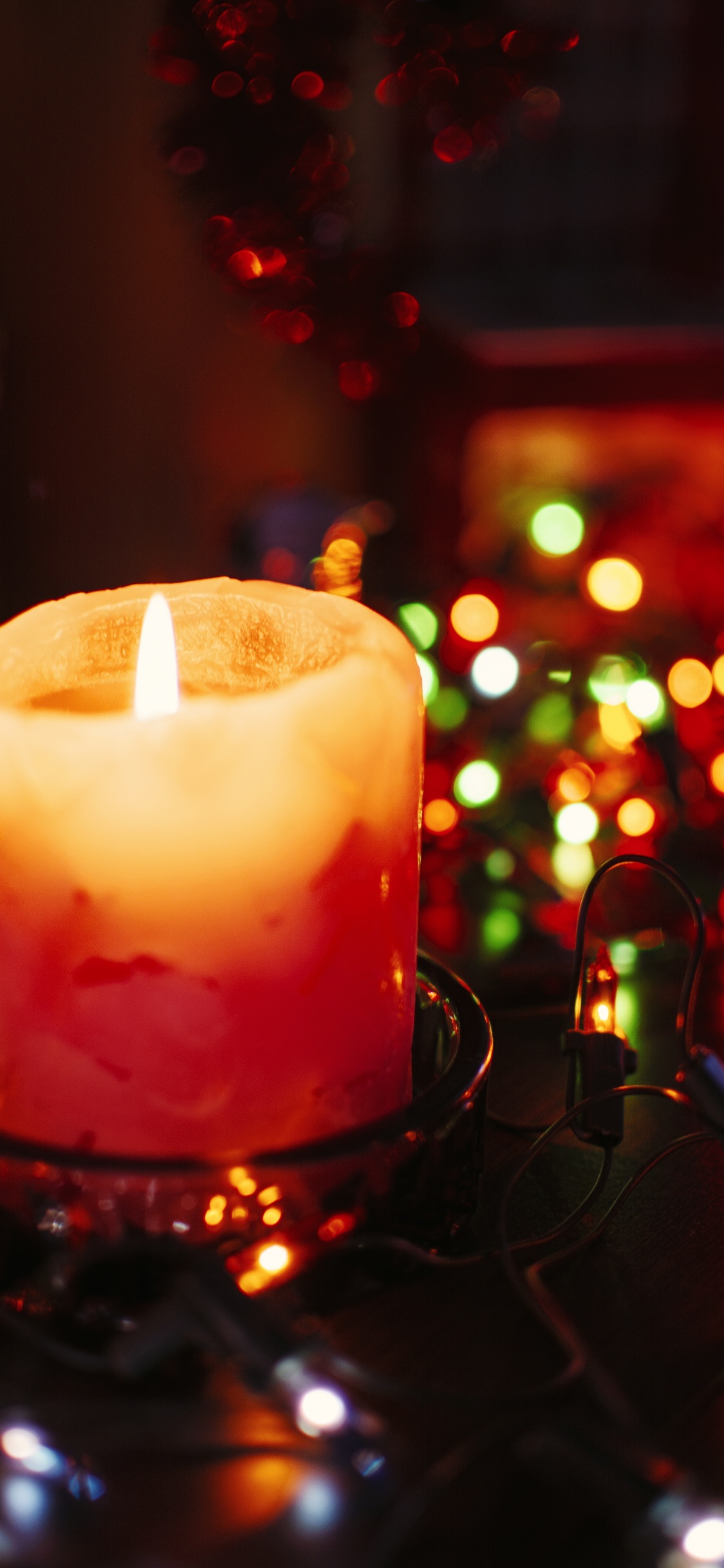 Обои свеча, фитиль, освещение, воск, дизайн интерьера в разрешении 1125x2436