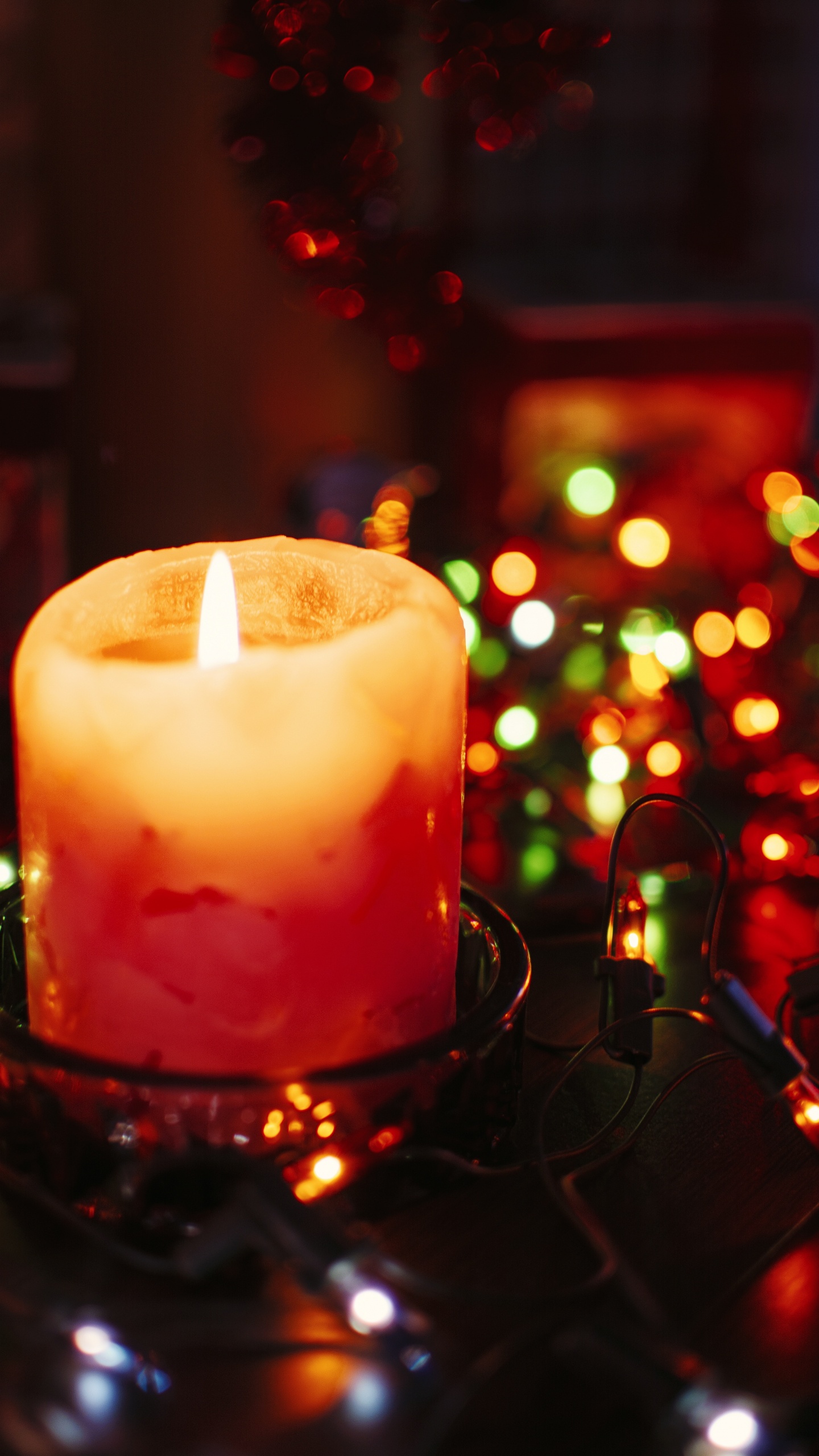 Обои свеча, фитиль, освещение, воск, дизайн интерьера в разрешении 1440x2560