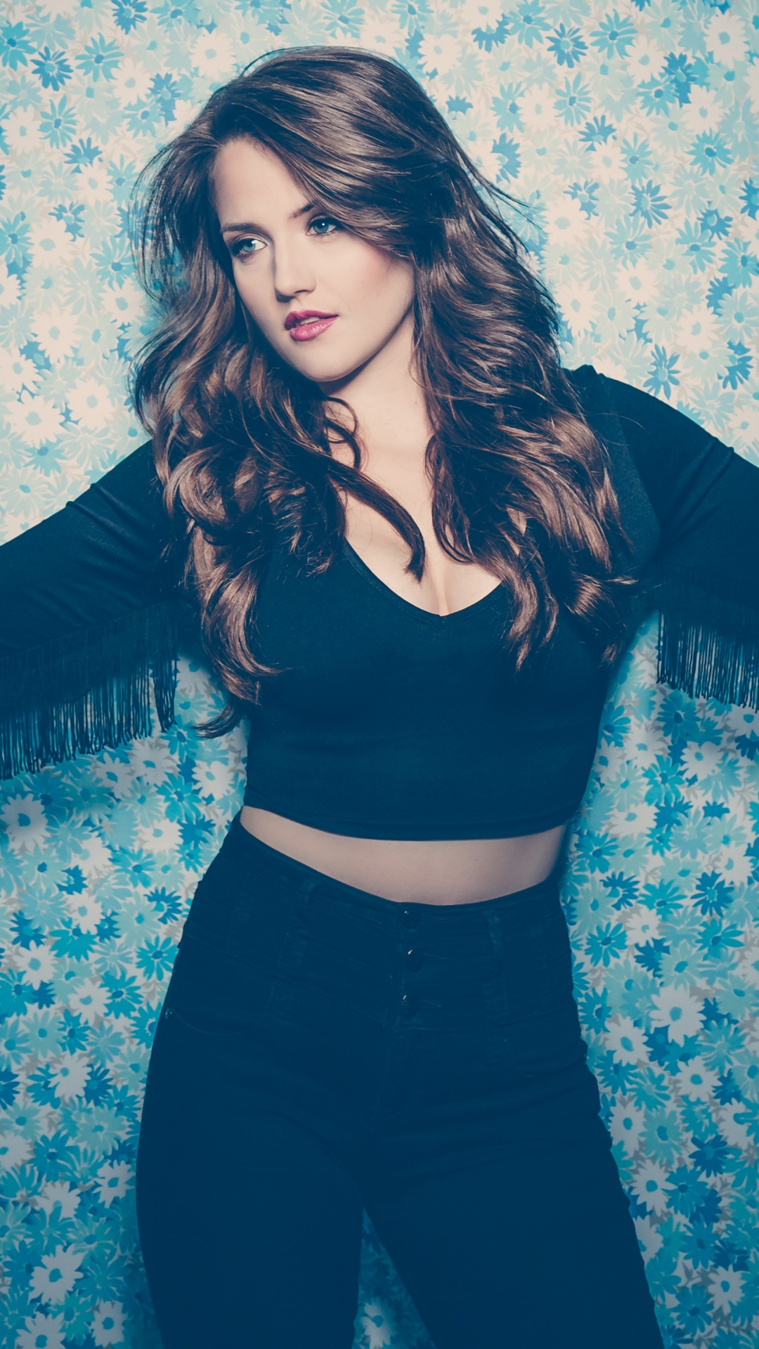 Обои синий, одежда, бирюза, красота, рука в разрешении 1080x1920