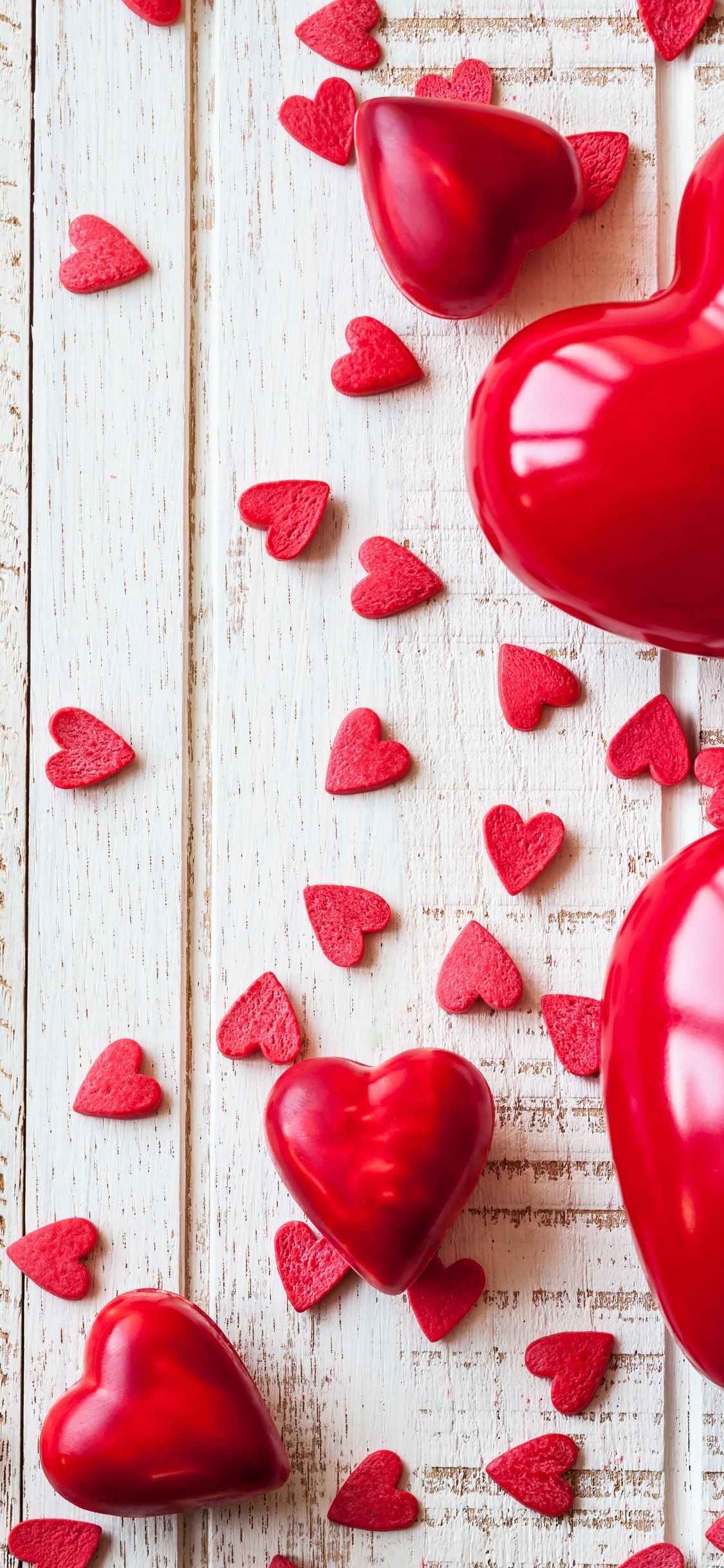 Обои сердце, День Святого Валентина, любовь, дата рождения, свадьба в разрешении 1125x2436