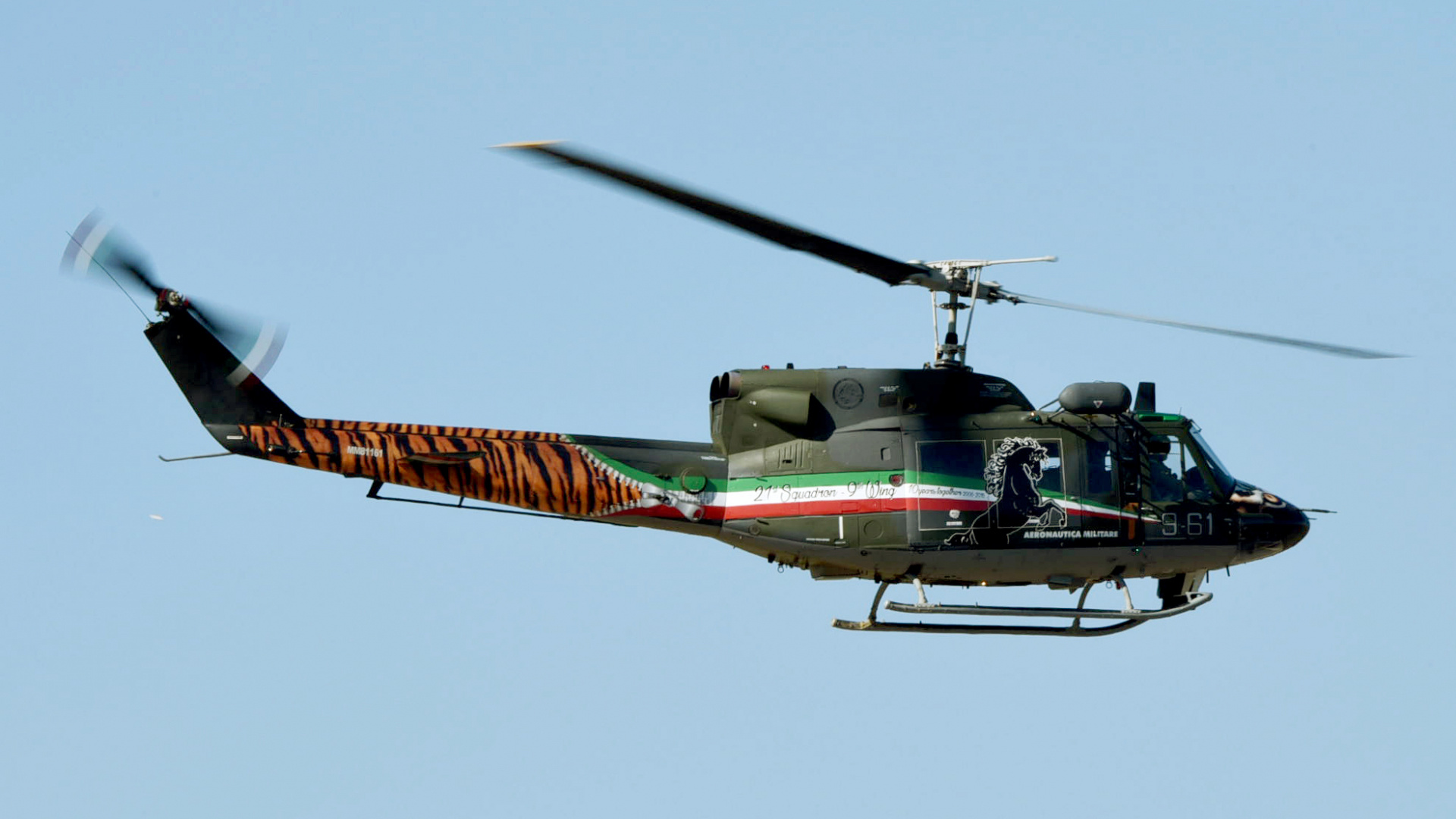 Обои полет, винтокрылая машина, авиация, вид транспорта, военный вертолет в разрешении 1920x1080