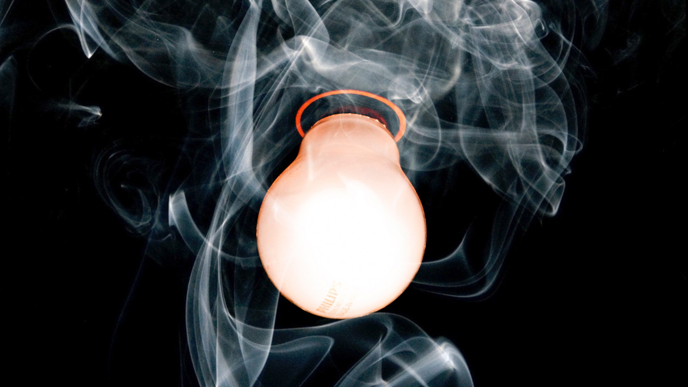 Обои дым, шея, книга в разрешении 1366x768