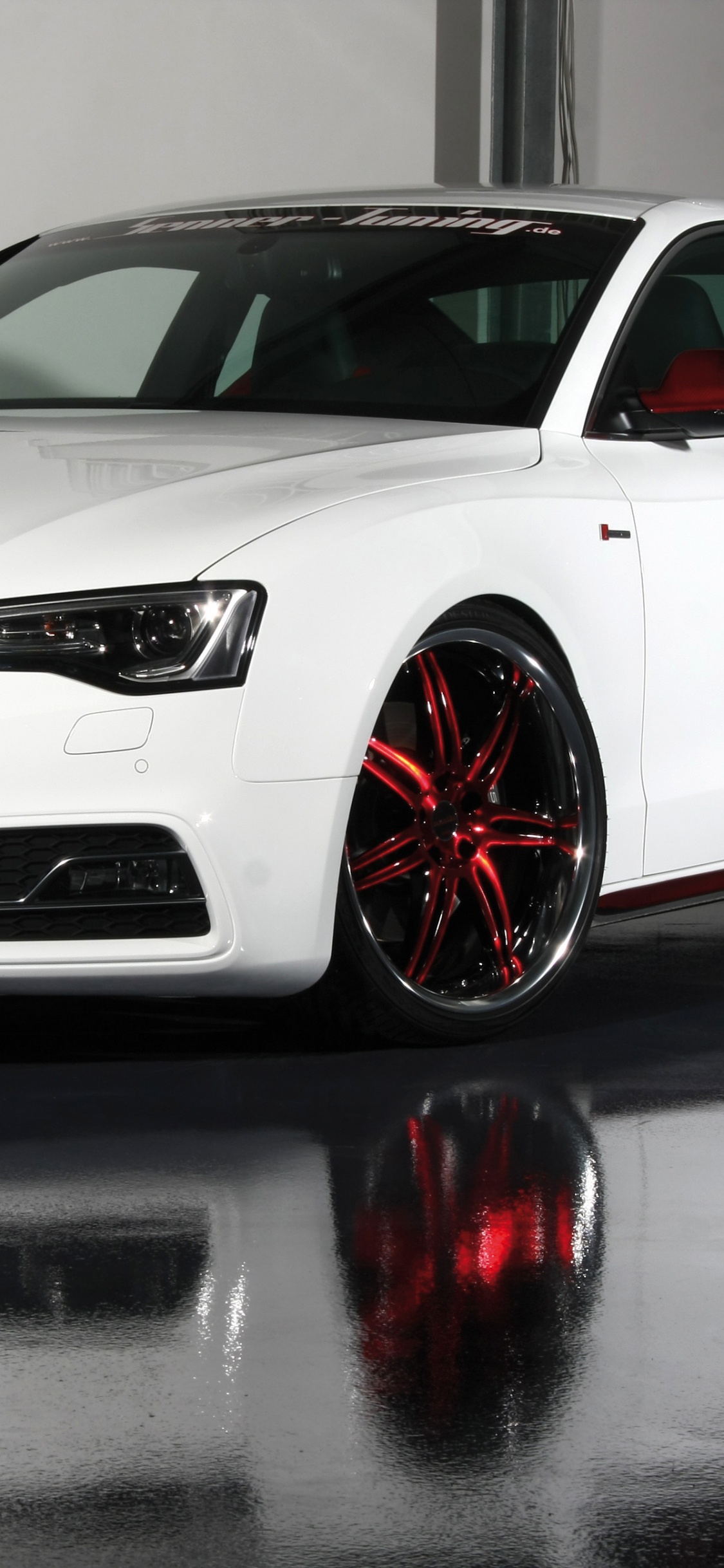 Обои авто, audi, обод, семейный автомобиль, audi s5 в разрешении 1125x2436