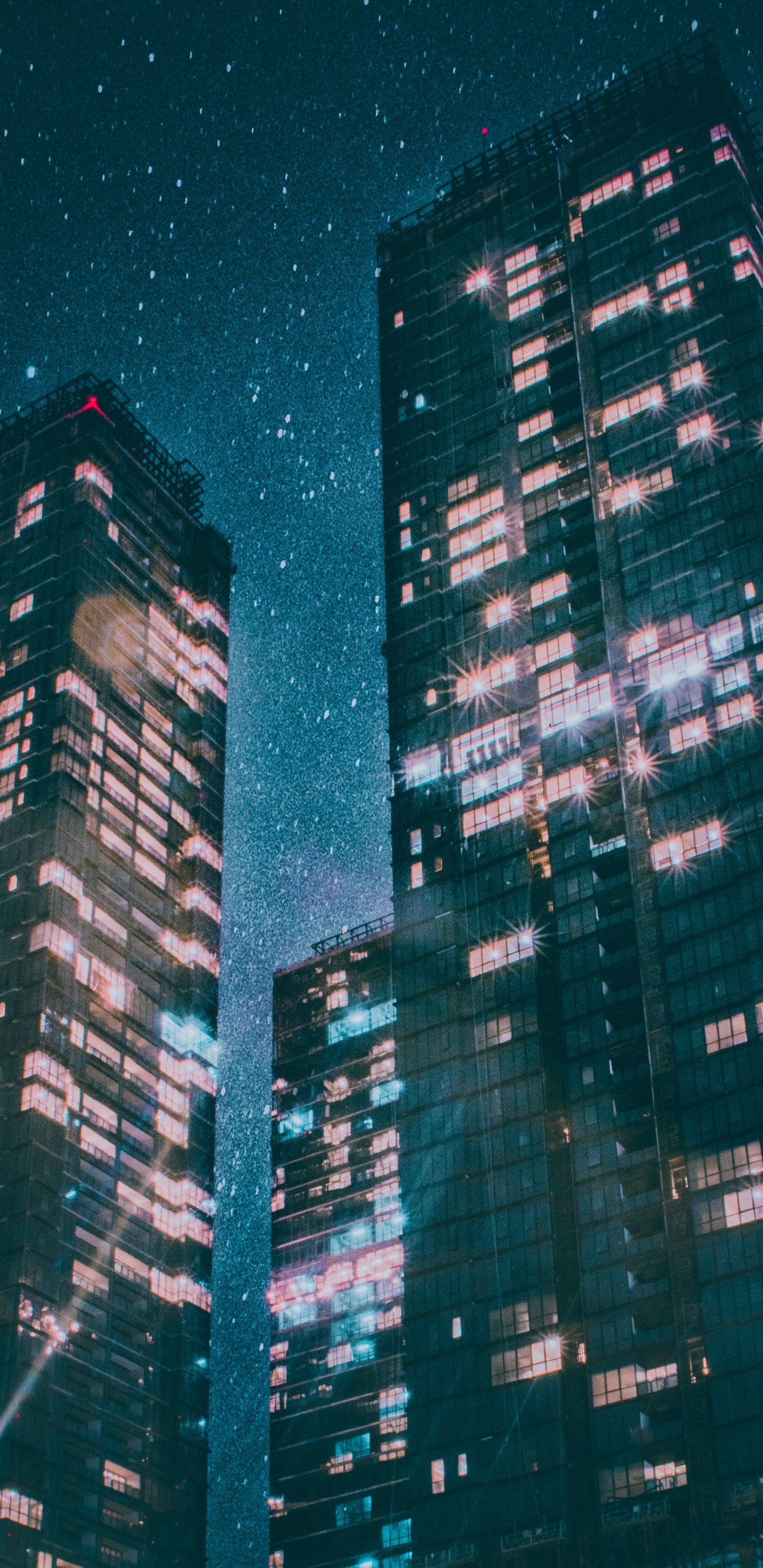 Обои здание, ночь, метрополия, город, городской район в разрешении 1440x2960