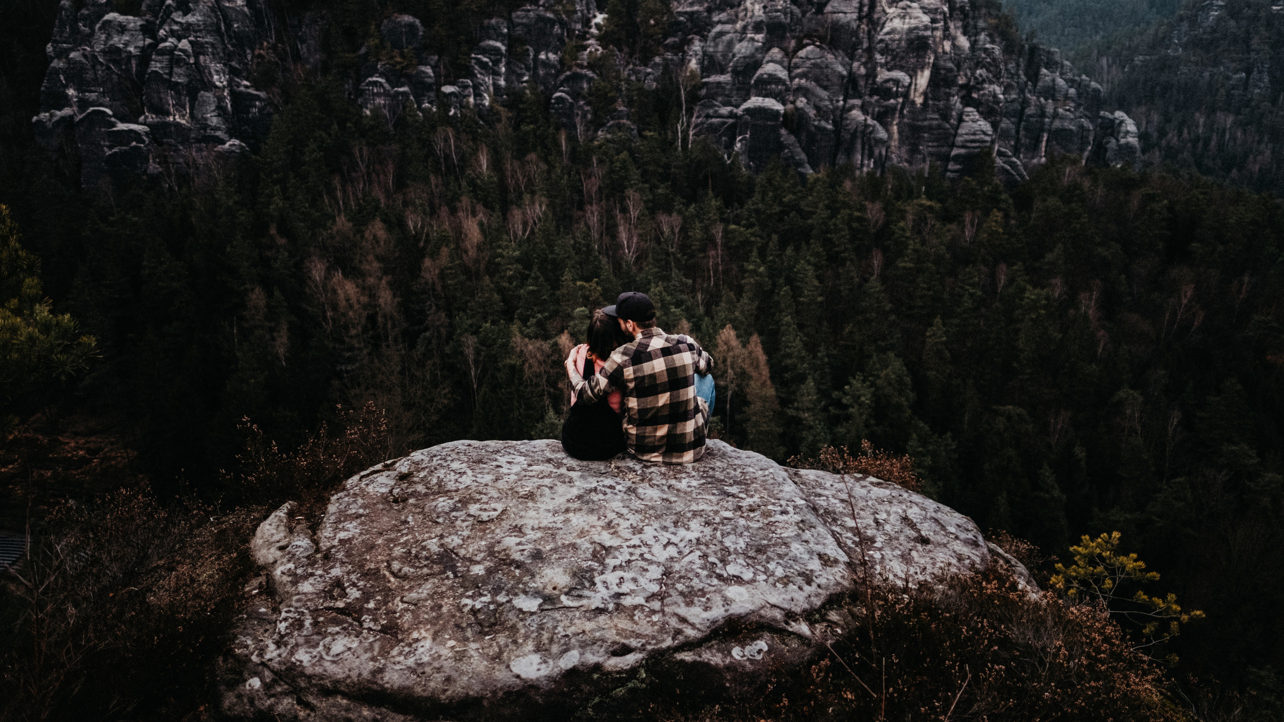 Обои саксонская Швейцария, дикая местность, рок, геология, валун в разрешении 2560x1440