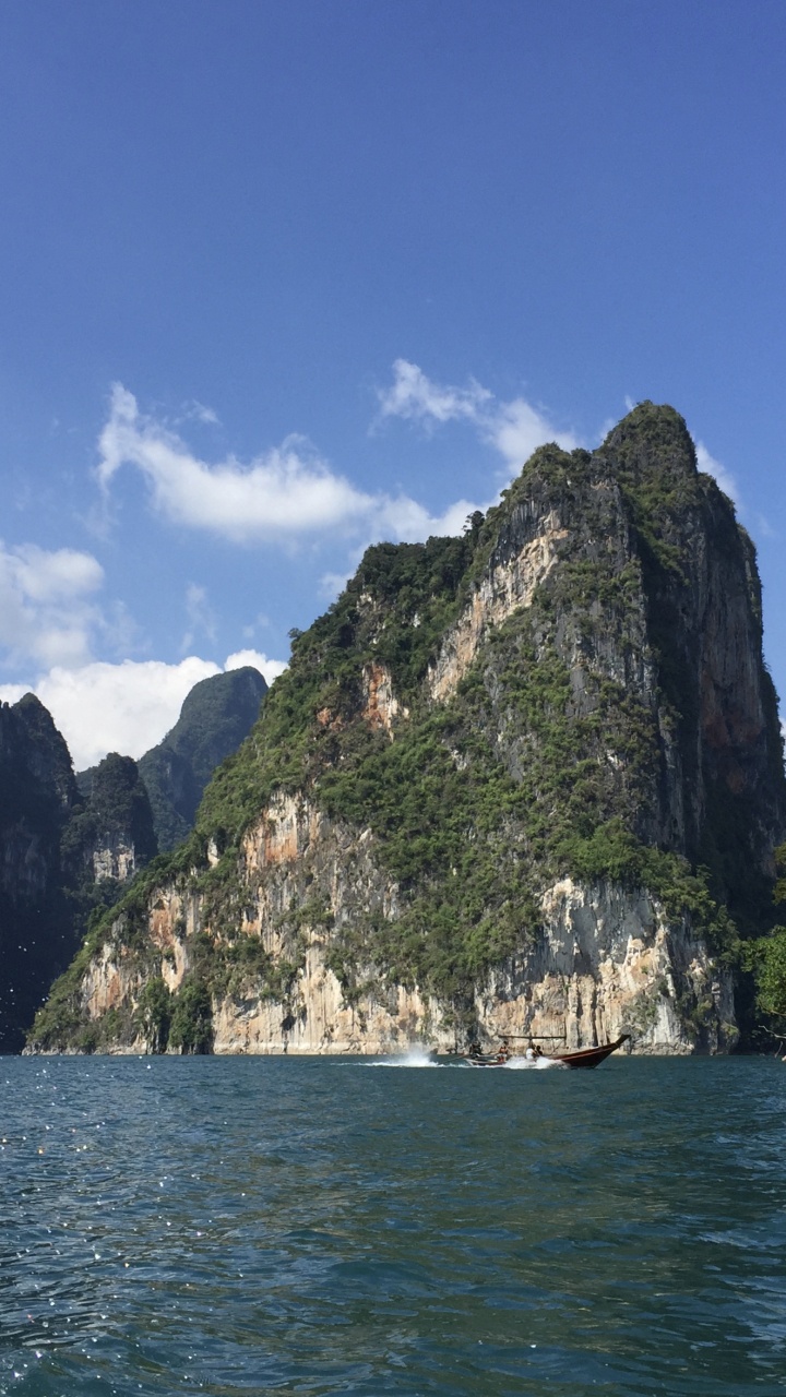 Обои побережье, горный рельеф, природный ландшафт, рок, мыс в разрешении 720x1280