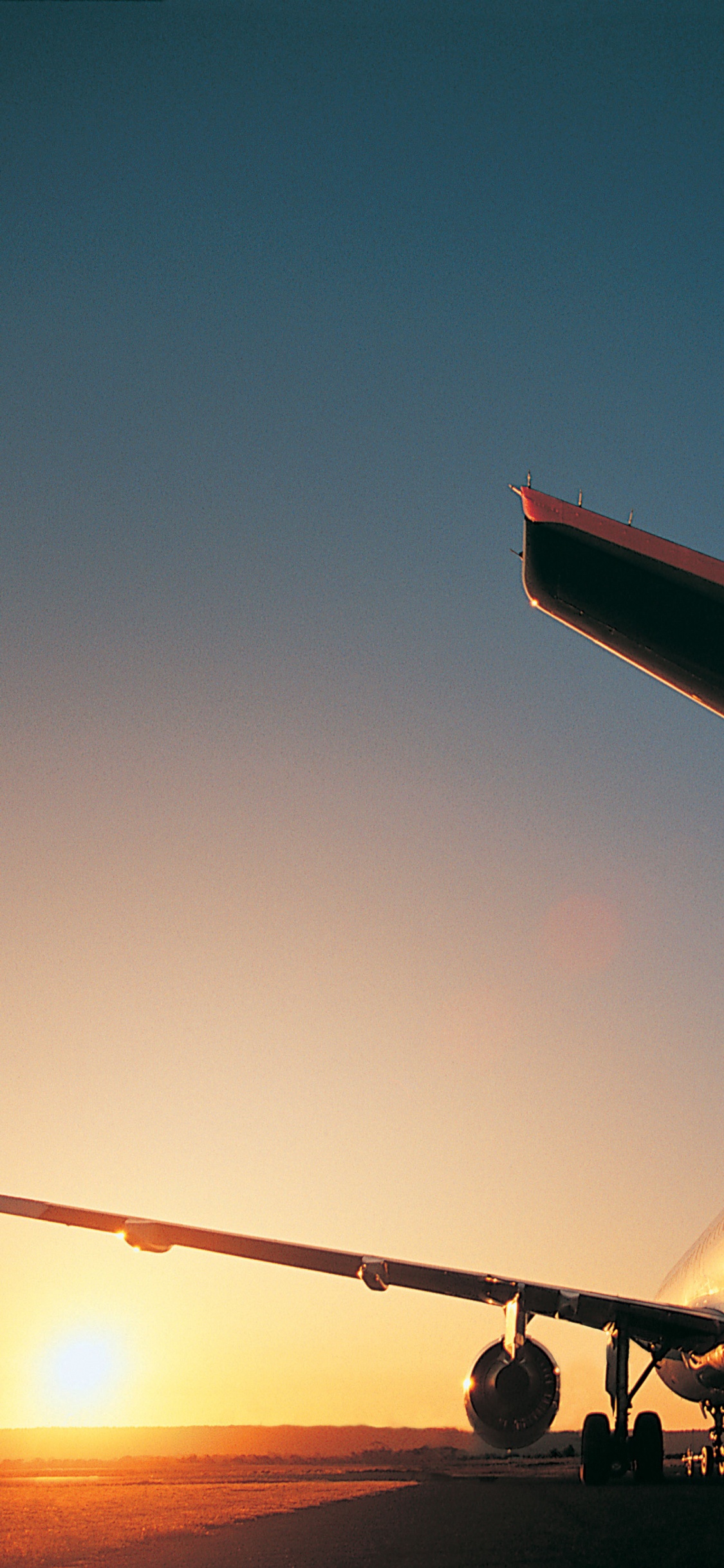 Обои самолет, самолеты, авиация, авиалайнер, авиакомпания в разрешении 1125x2436