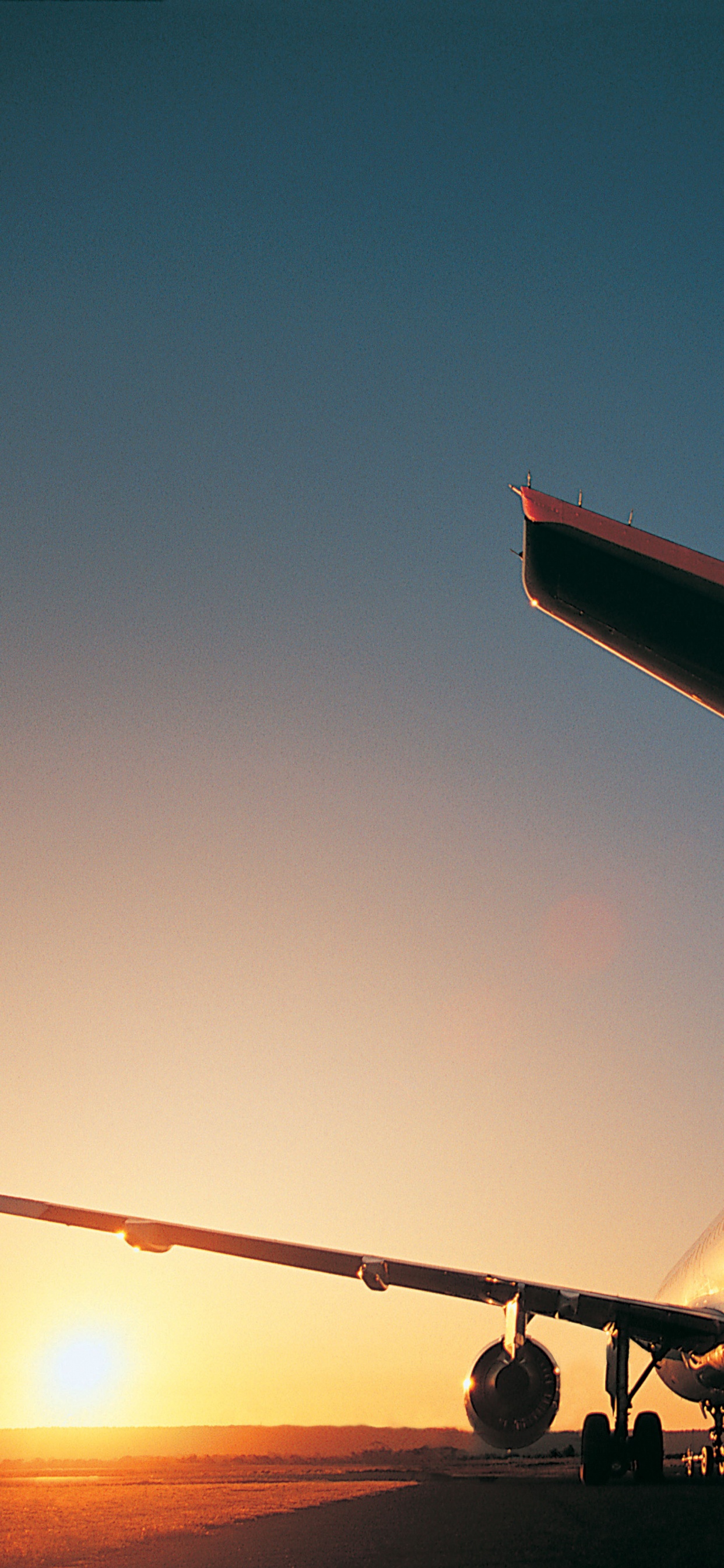 Обои самолет, самолеты, авиация, авиалайнер, авиакомпания в разрешении 1242x2688