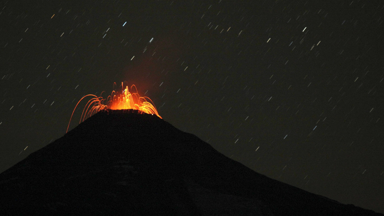 Обои вулкан, Вильяррика, типы вулканических извержений, вулканического рельефа, ночь в разрешении 1280x720
