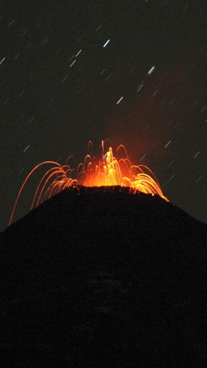Обои вулкан, Вильяррика, типы вулканических извержений, вулканического рельефа, ночь в разрешении 720x1280