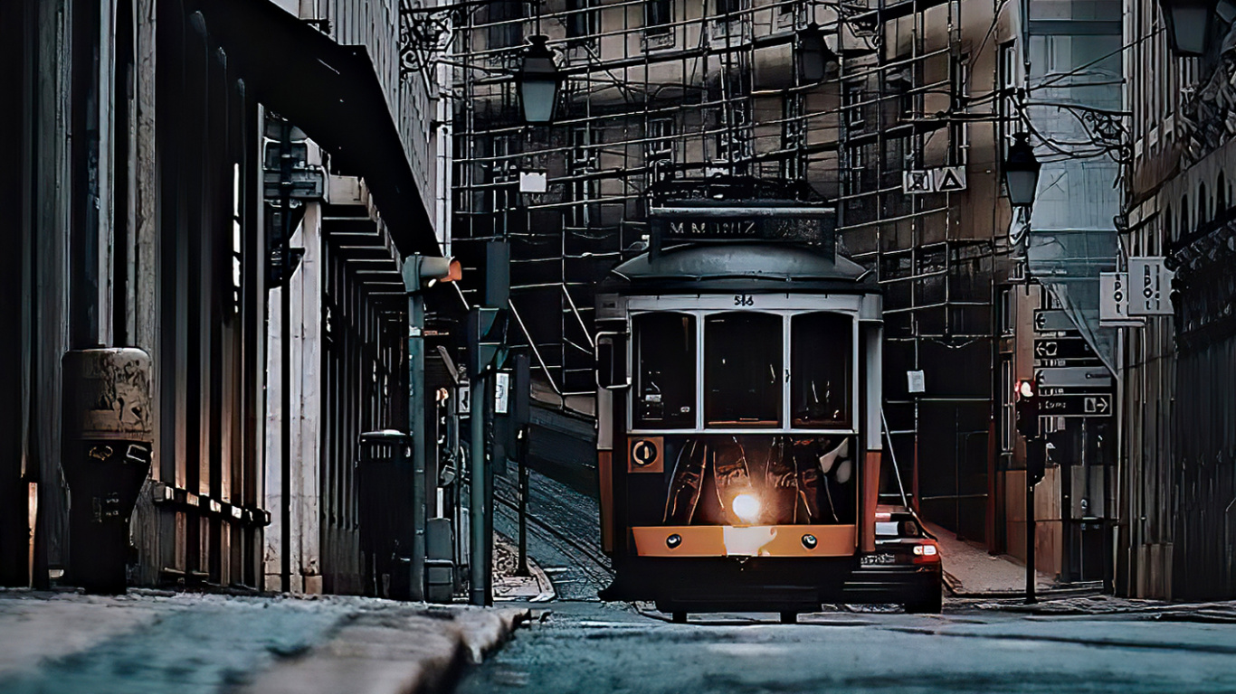 Обои яблоко, здание, поезд, электричество, подвижной состав в разрешении 1366x768