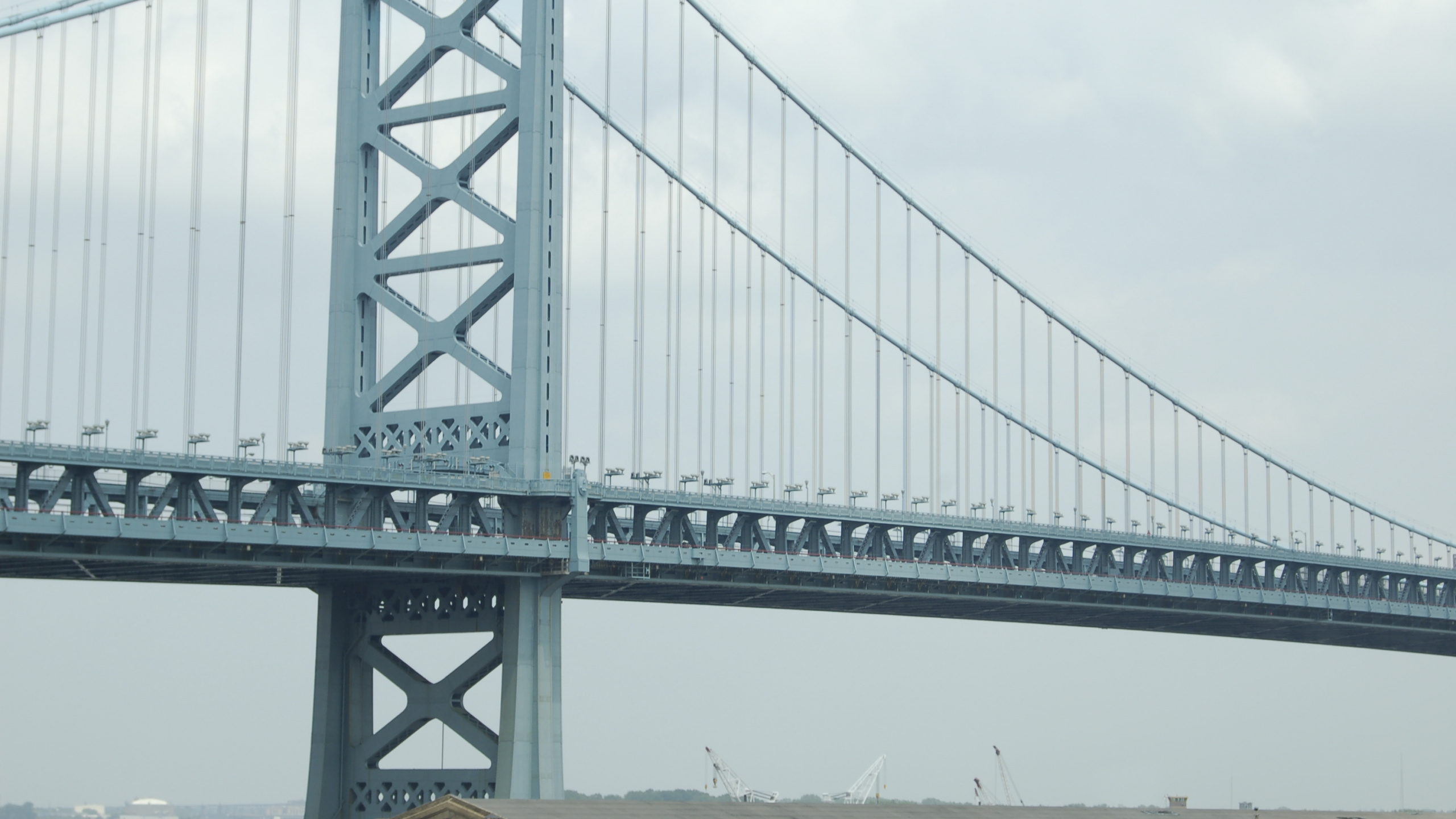 Обои мост Бенджамина Франклина, подвесной мост, мост, строительство, extradosed мост в разрешении 2560x1440