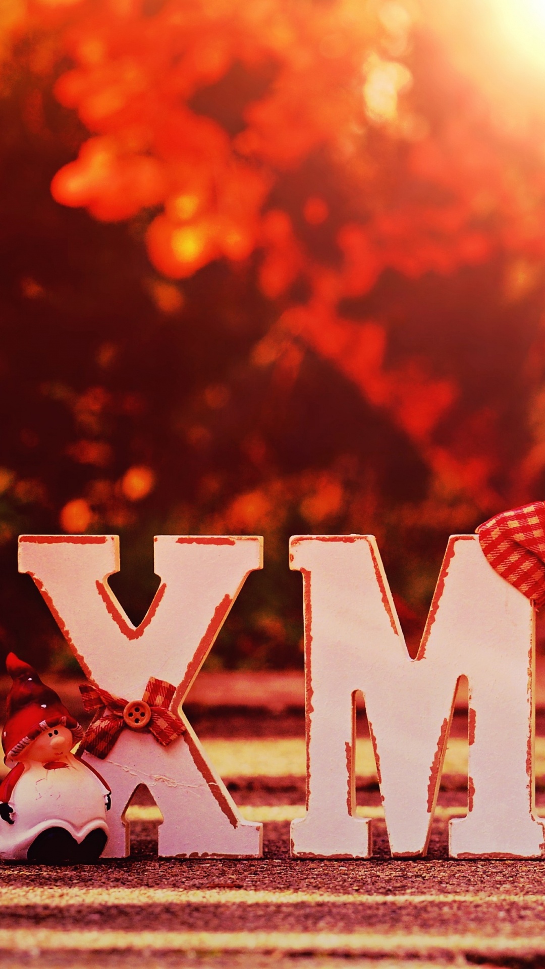 Обои Рождественский день, красный цвет, тепло, событие, счастье в разрешении 1080x1920