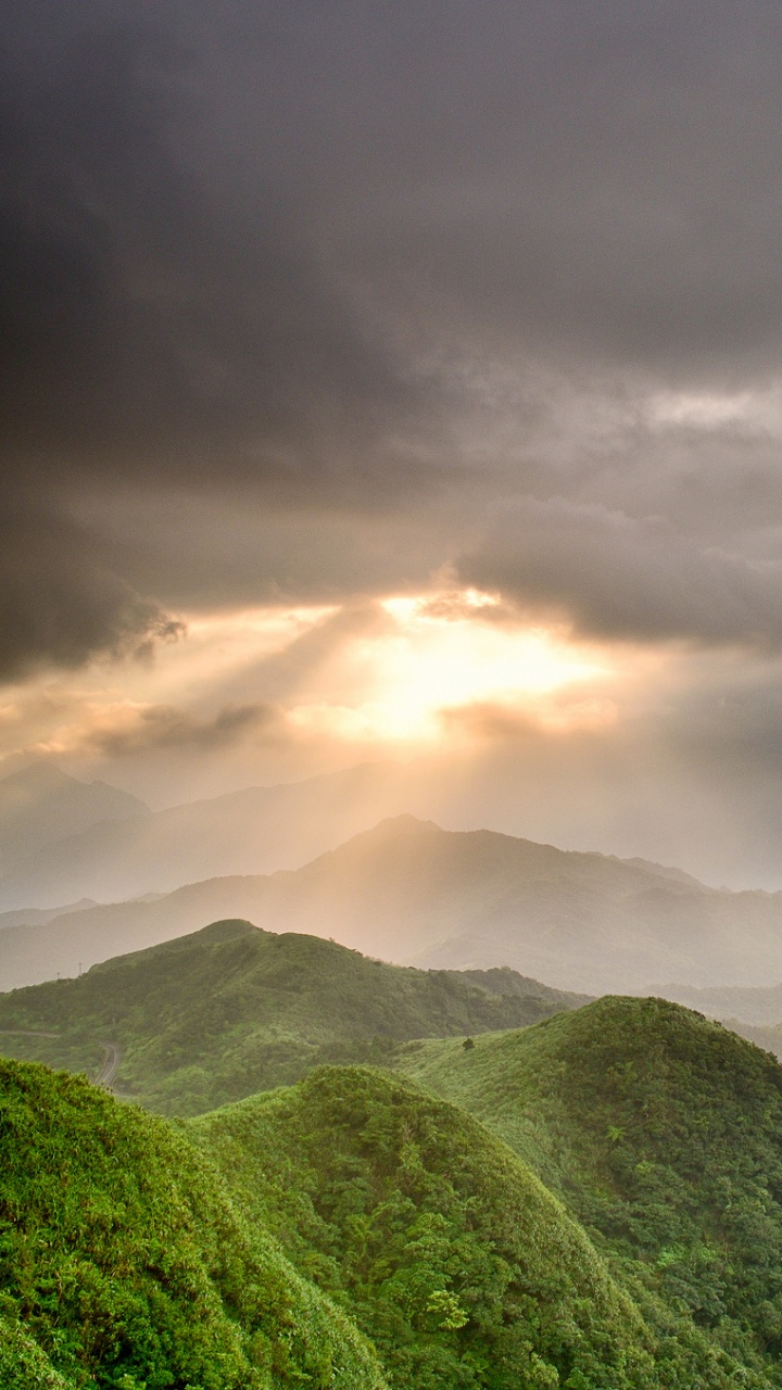 Обои природа, нагорье, холм, облако, атмосфера в разрешении 720x1280