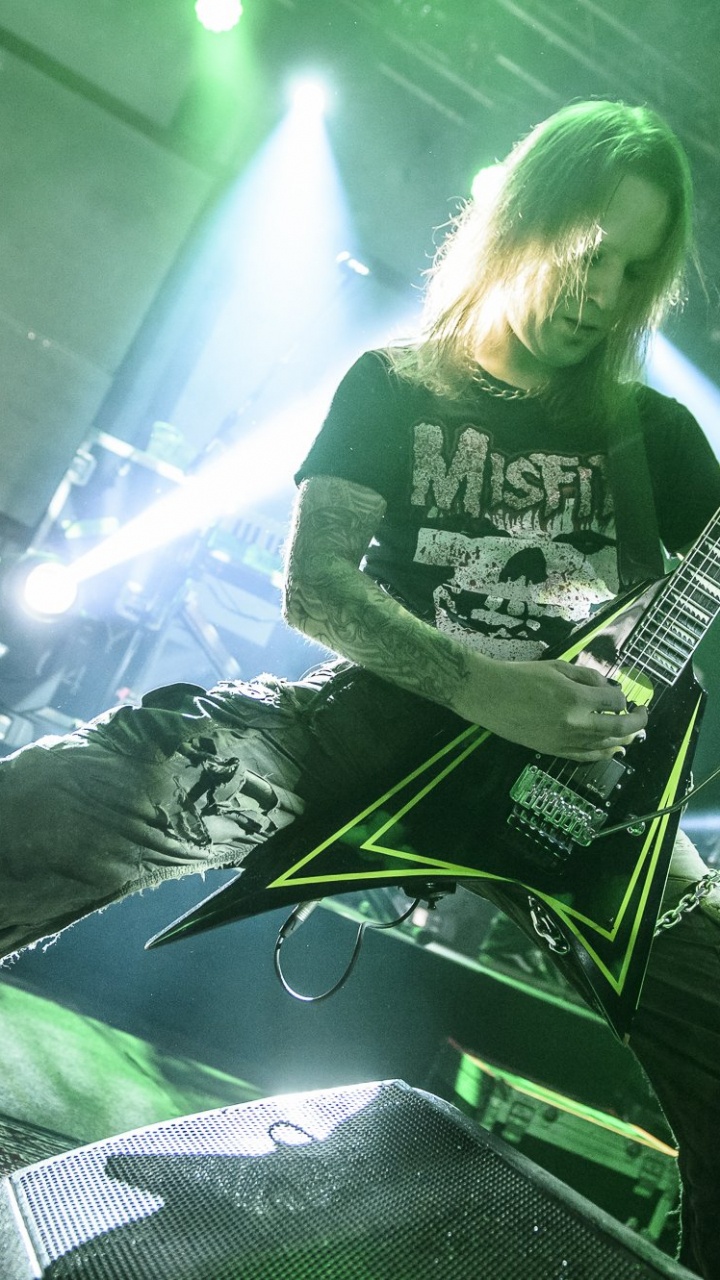 Обои тяжелый металл, Дэт-метал, Щипковый струнный инструмент, рокконцерт, Дети Bodom в разрешении 720x1280