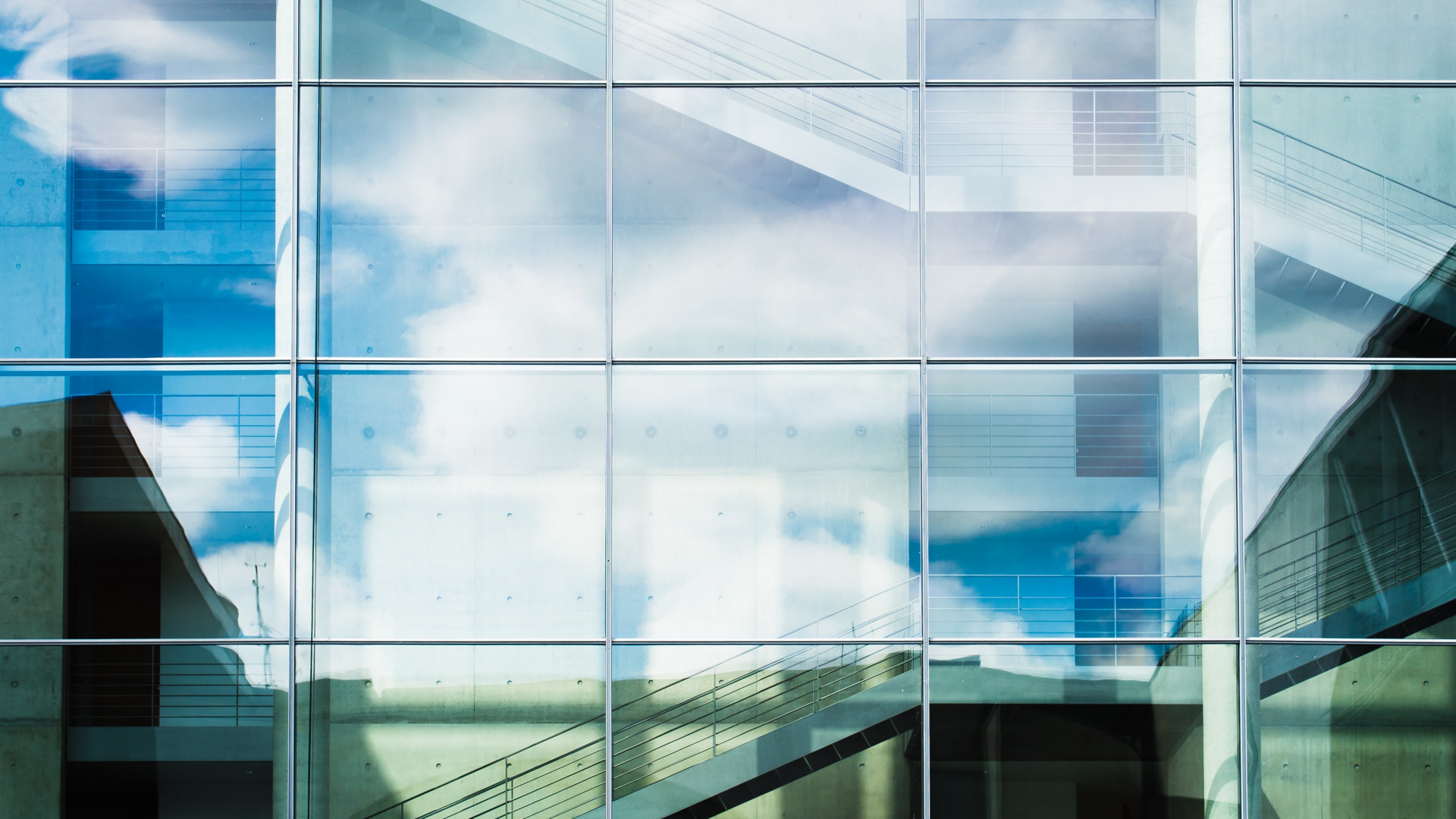 Обои окно, стекло, дверь, синий, дневное время в разрешении 1920x1080