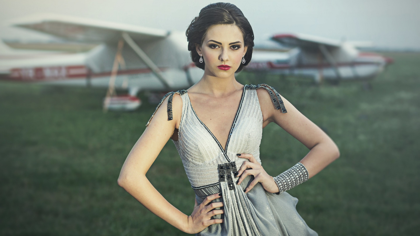 Обои модель, красота, фэшн, манекенщица, девушка в разрешении 1366x768