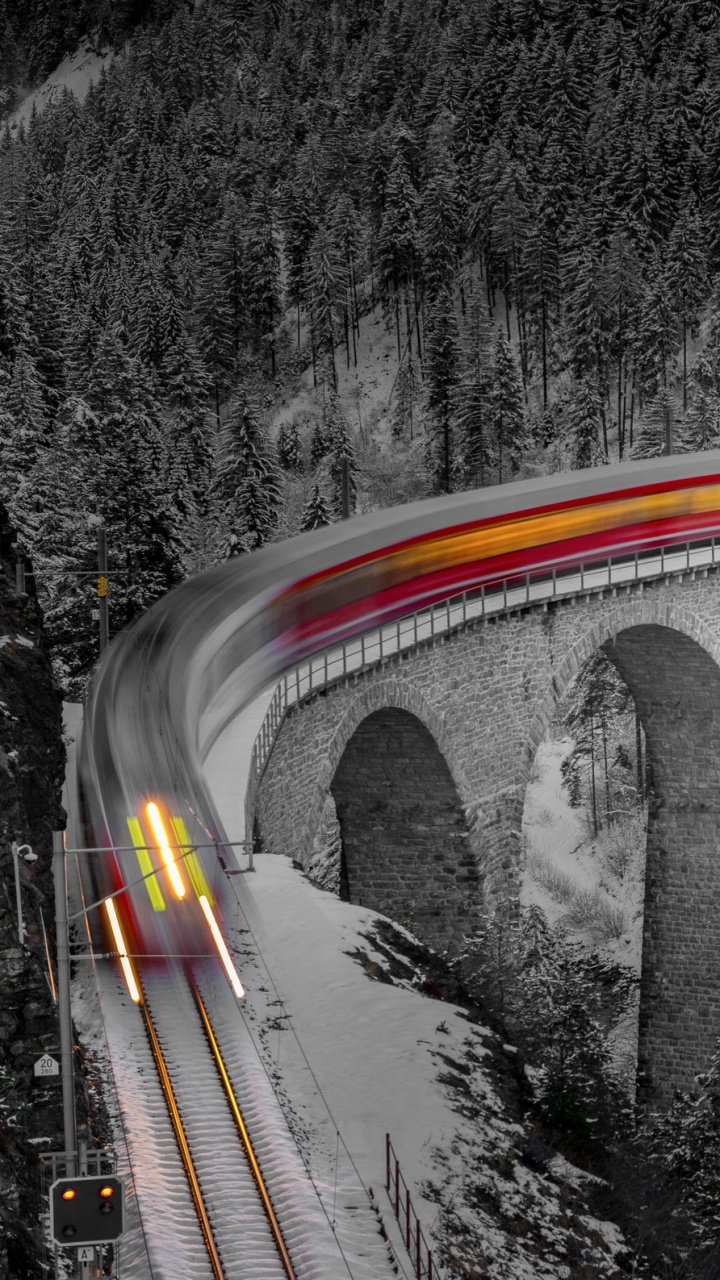 Обои Виадук Ландвассер, поезд, железнодорожный транспорт, виадук, черный в разрешении 720x1280