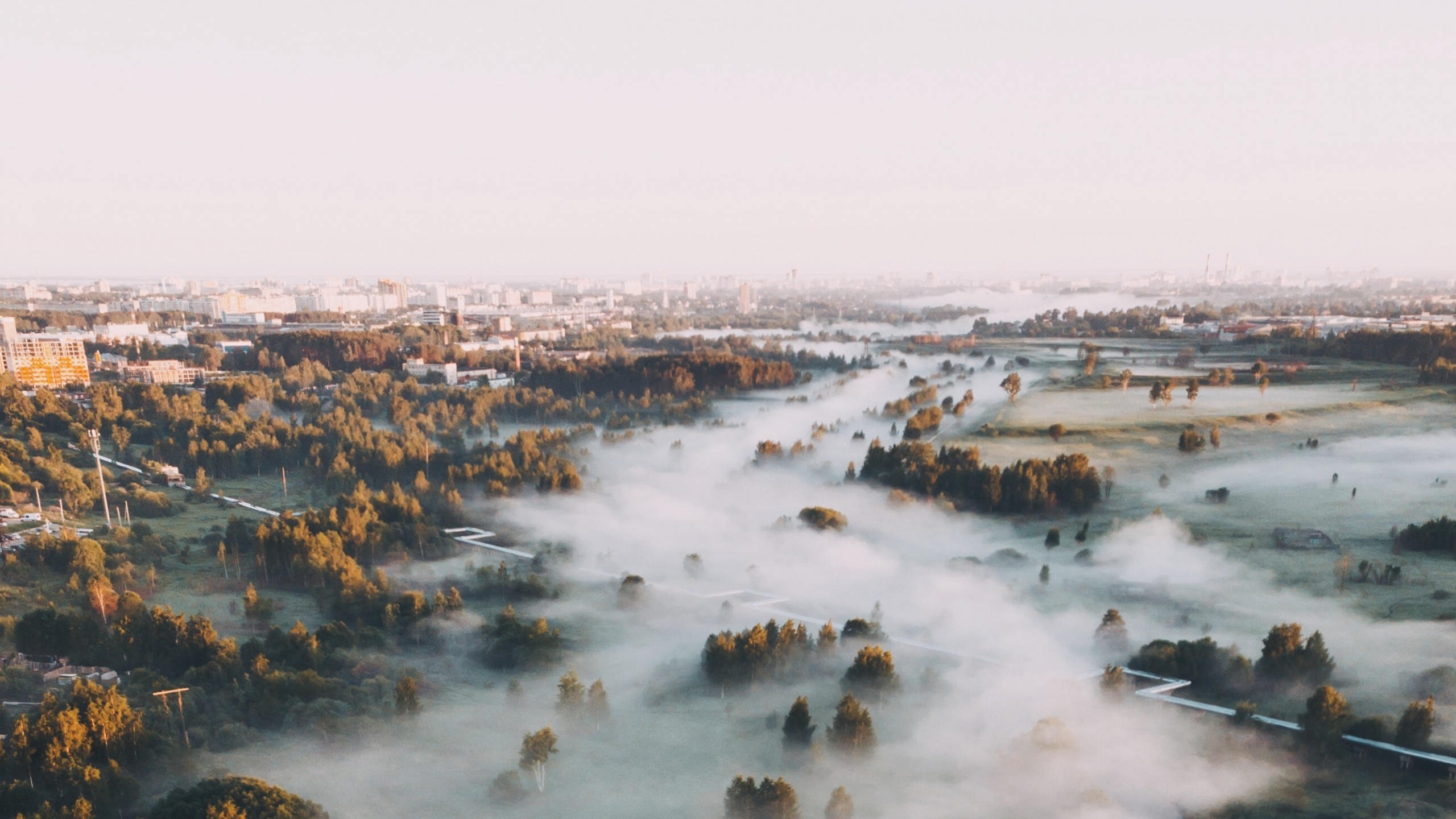 Обои вода, море, океан, берег, отражение в разрешении 2560x1440