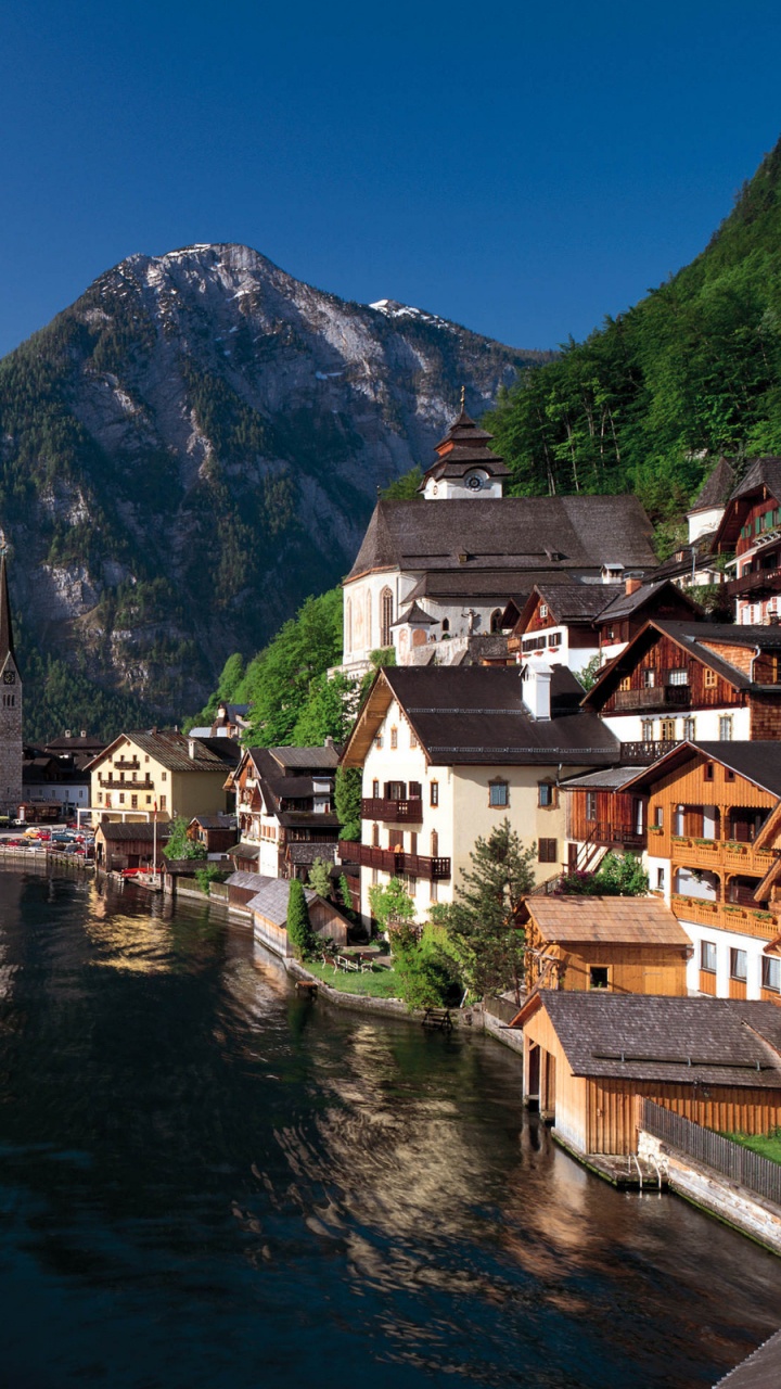 Обои гальштат, озеро, гора, горный рельеф, горная деревня в разрешении 720x1280