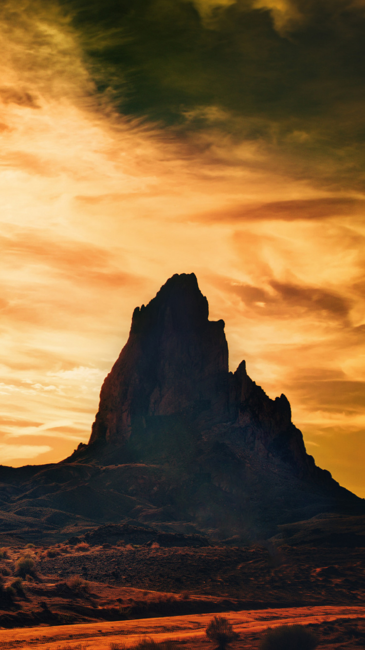 Обои пик agathla, природа, облако, рок, атмосфера в разрешении 750x1334