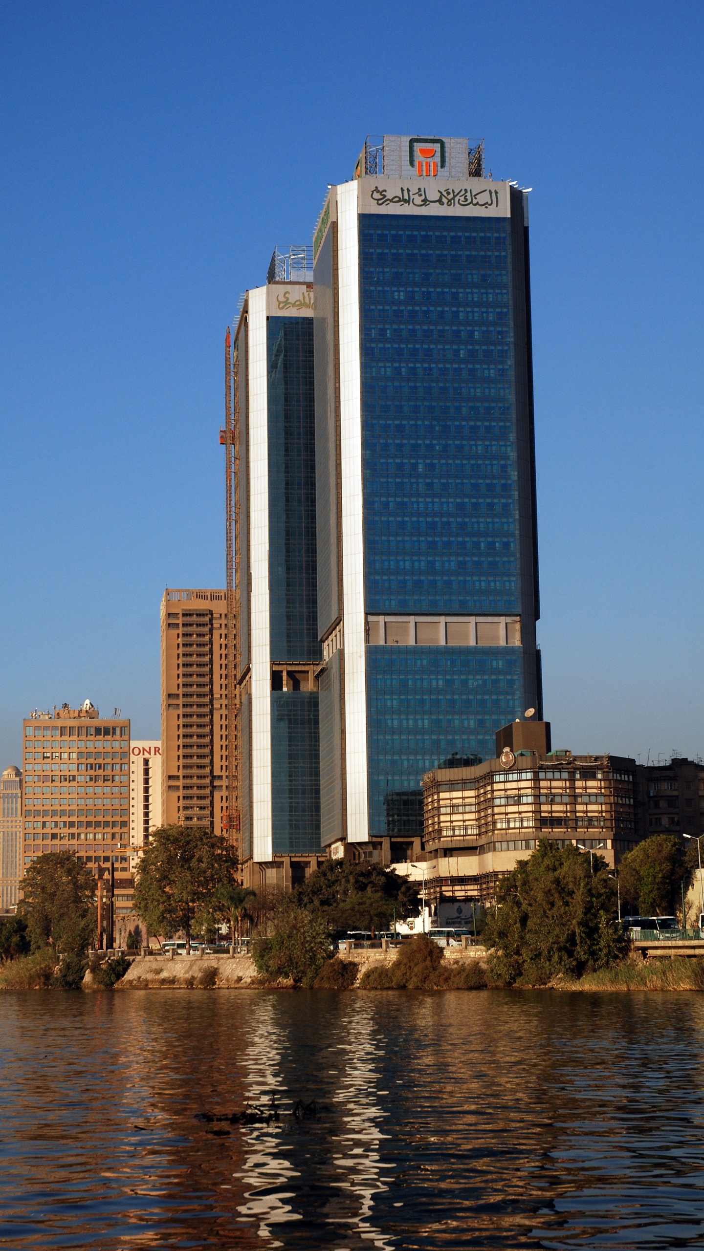 Обои Каир, небоскреб, линия горизонта, дневное время, ориентир в разрешении 1440x2560