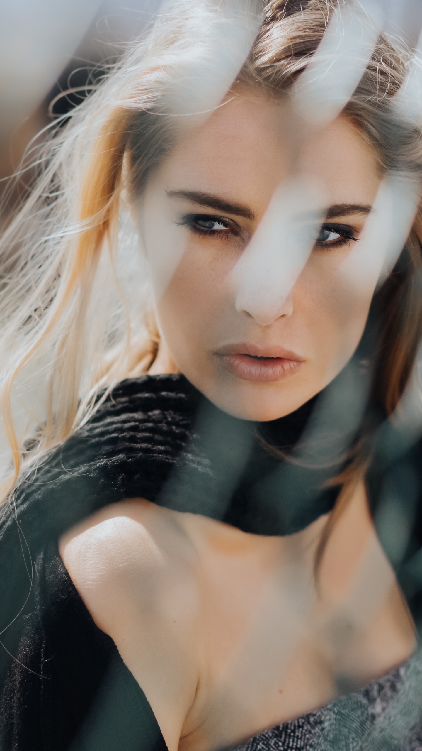 Обои красота, лицо, кожа, губа, ресничка в разрешении 1440x2560