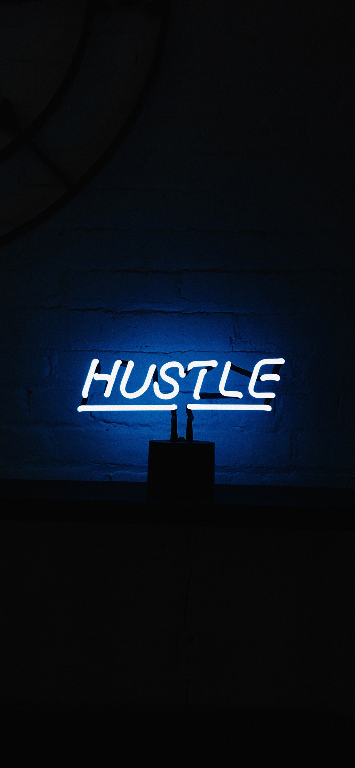 Обои неоновая вывеска, свет, газ, электрик, полутона и оттенки в разрешении 1242x2688