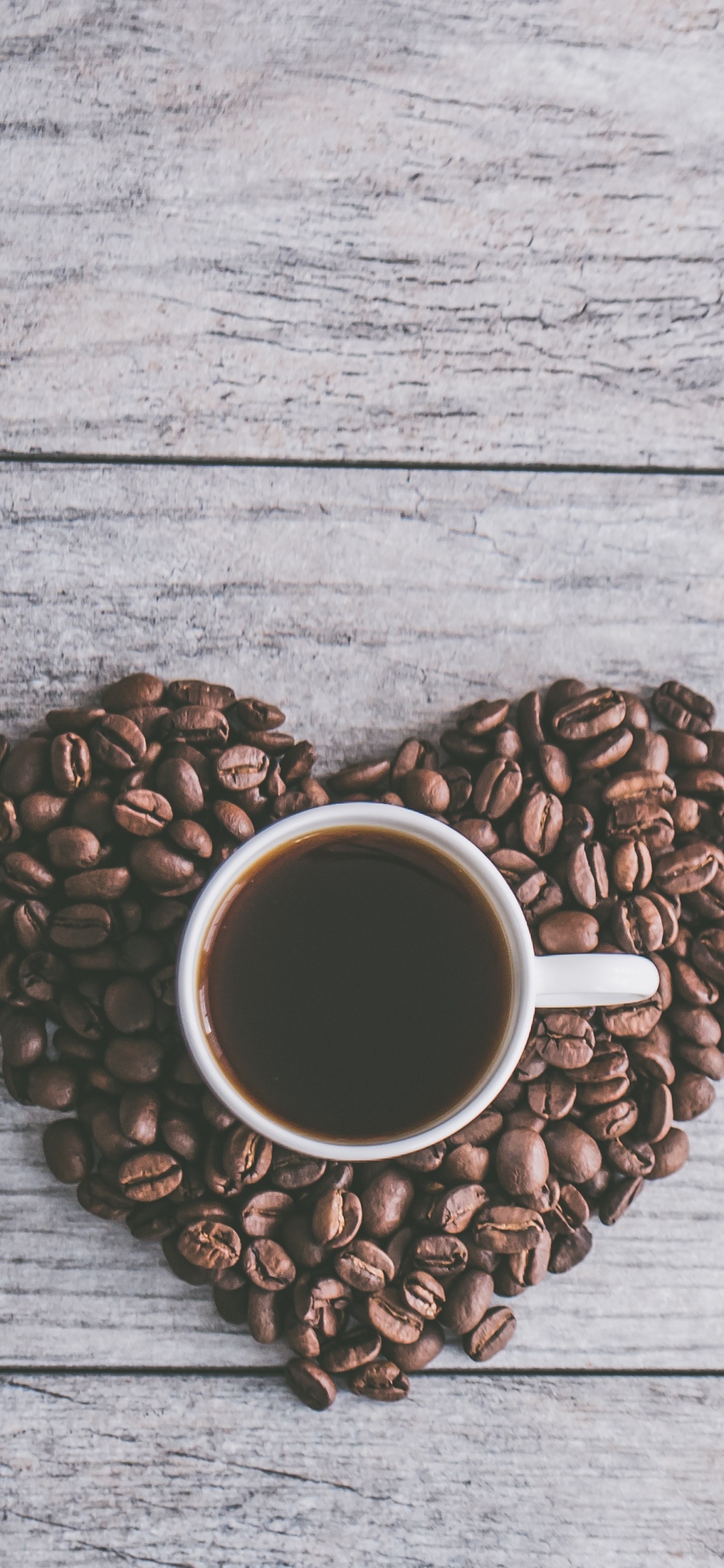 Обои кофе, кофейная чашка, чашка, кофеин, сердце в разрешении 1125x2436