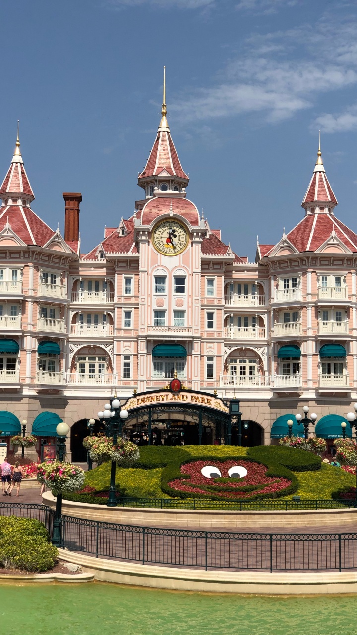Обои Диснейленд Резорт Париж Отель, ориентир, фасад, шпиль, флерон в разрешении 720x1280