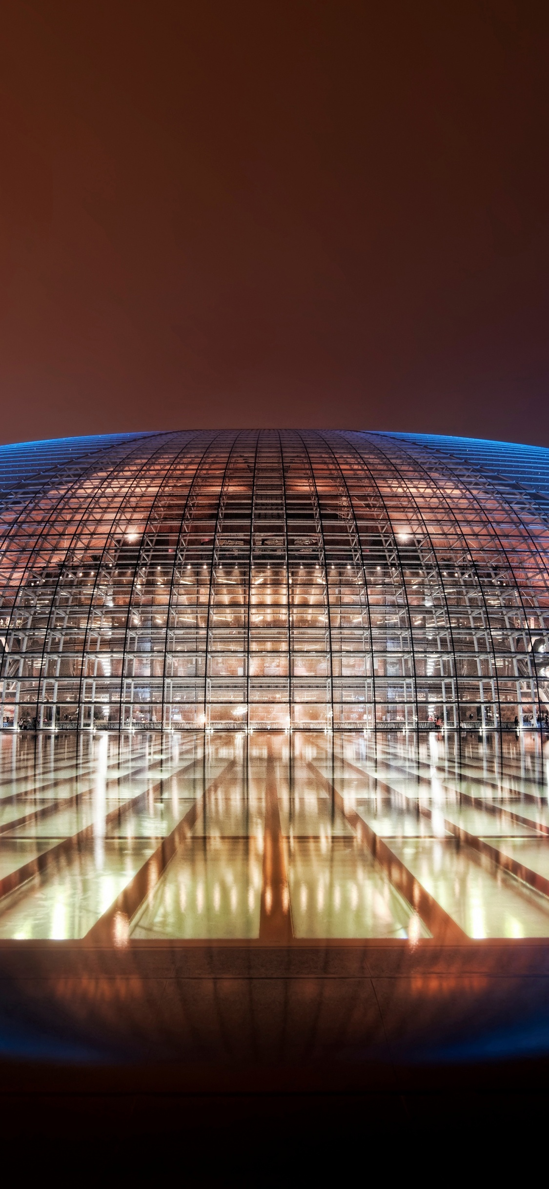 Обои архитектура, свет, ночь, отражение, освещение в разрешении 1125x2436