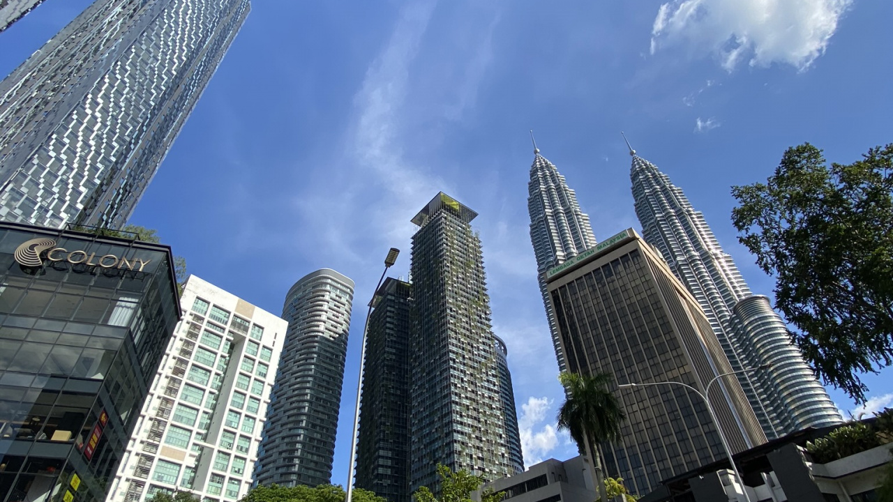 Обои башня, вышка, небоскреб, коммерческое здание, здание в разрешении 1280x720