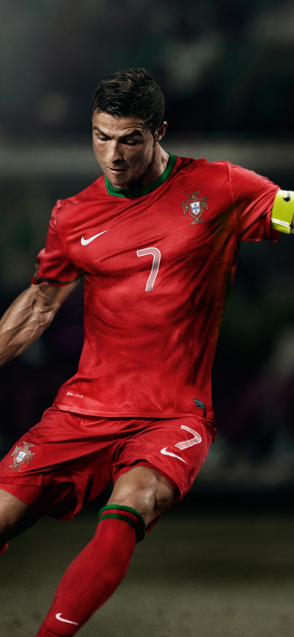 Обои Кристиано Роналдо, Футбольный игрок, футболист, игрок, красный цвет в разрешении 1242x2688
