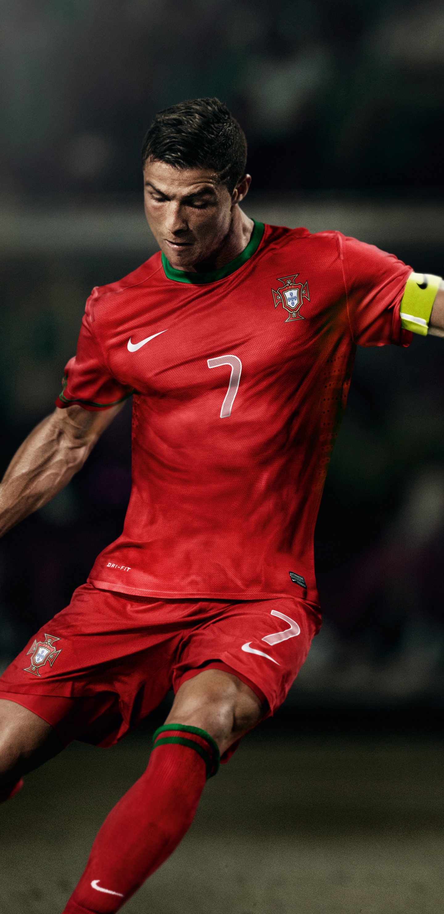 Обои Кристиано Роналдо, Футбольный игрок, футболист, игрок, красный цвет в разрешении 1440x2960